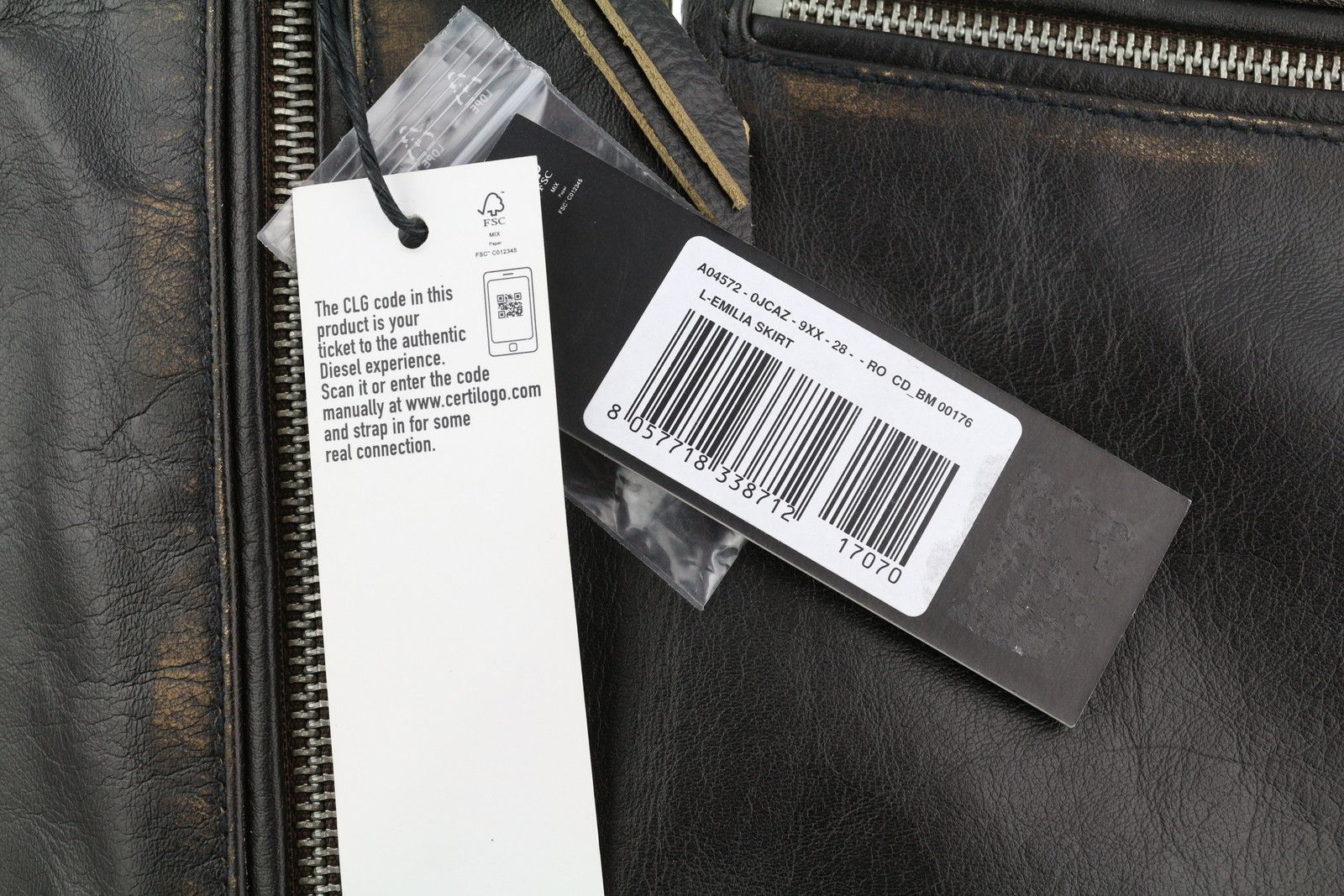 Diesel L-EMILIA W28 Black Cowhide Leather Zip Fly Mini Skirt 41312 Size 28" / US 6 / IT 42 - 6 Thumbnail