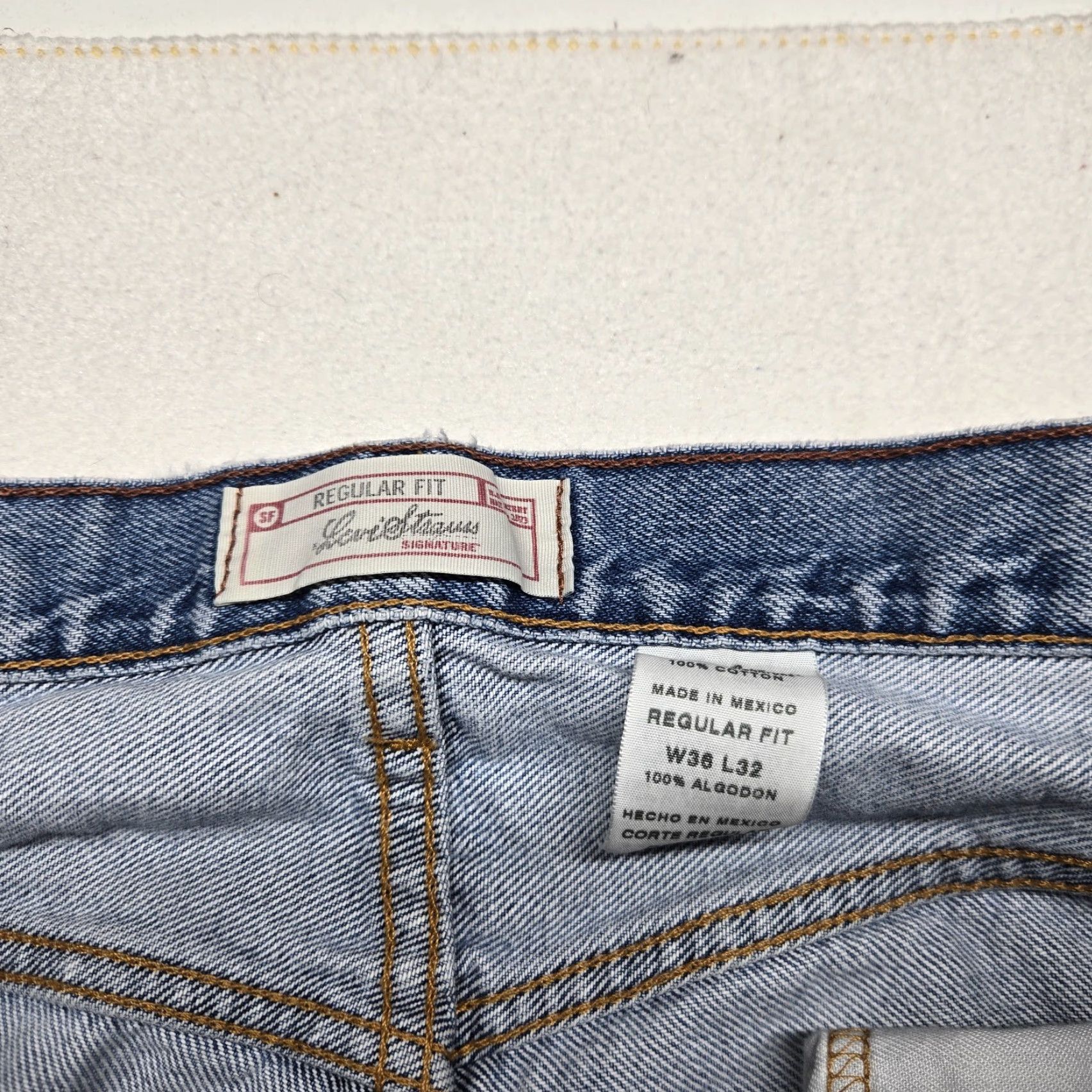 Levi's VINTAGE Levi's Jeans Blue Regular Fit 90s Men Adult 36 x 32 Denim 5-Pocket Mens Size US 36 / EU 52 - 3 Thumbnail