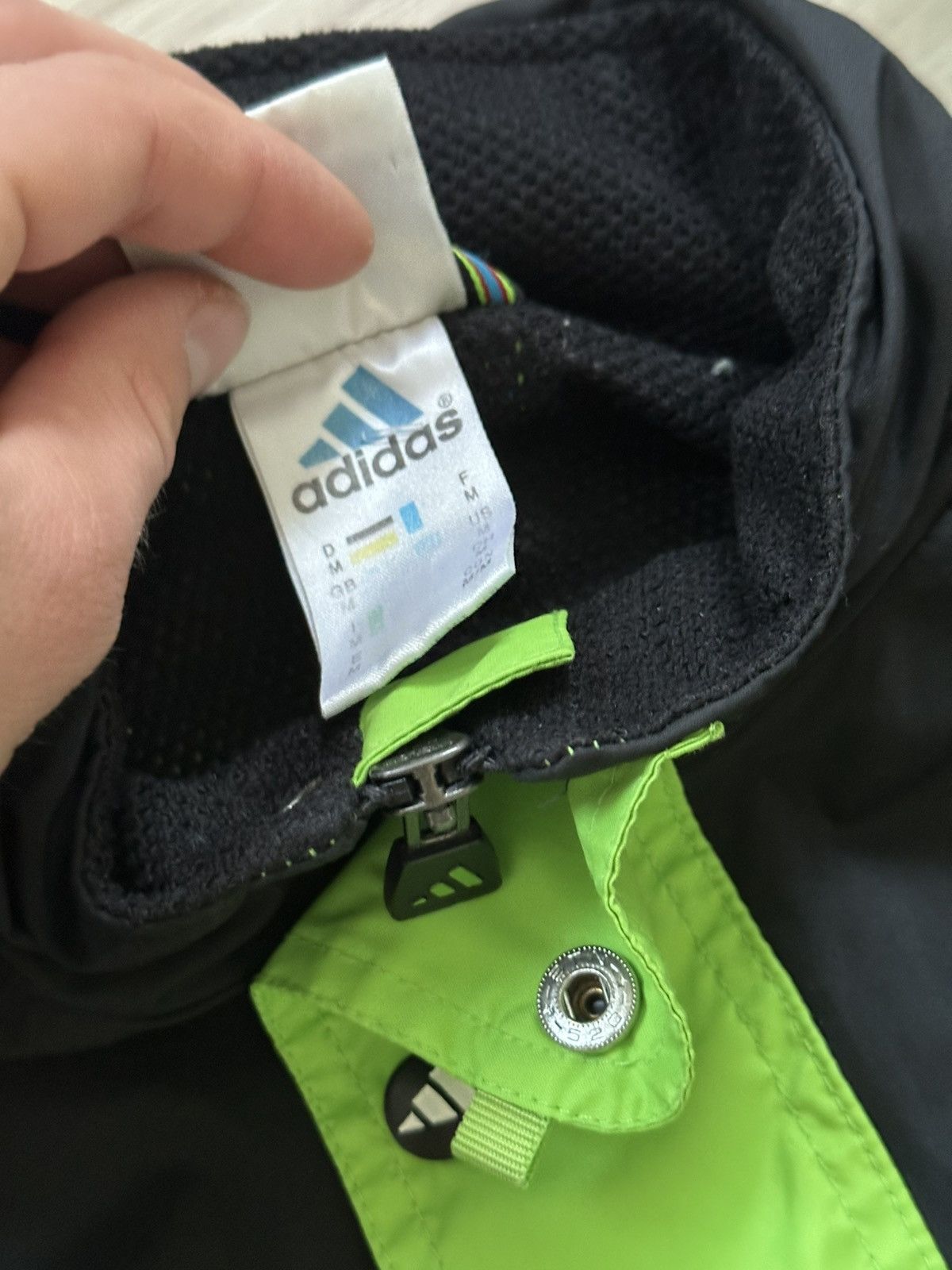 Adidas Adidas Vintage Retro 90s Green Jacket Windbreaker Outwear Size US M / EU 48-50 / 2 - 3 Thumbnail
