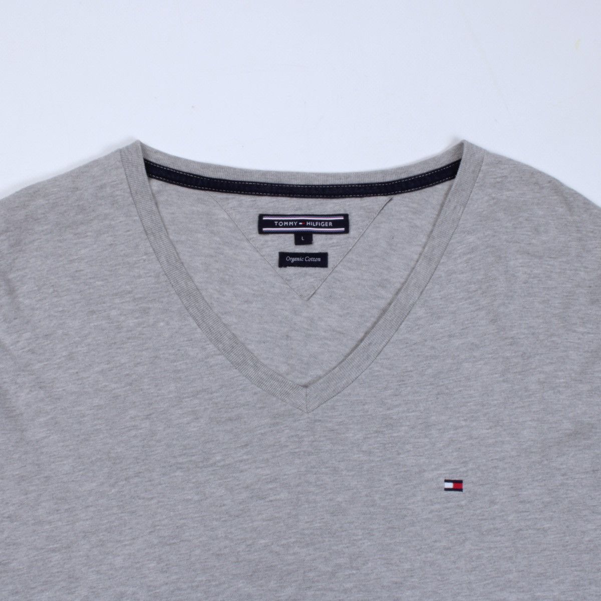 Tommy Hilfiger TOMMY HILFIGER Organic Cotton V-neck Long Sleeve T-Shirt Size US L / EU 52-54 / 3 - 4 Thumbnail