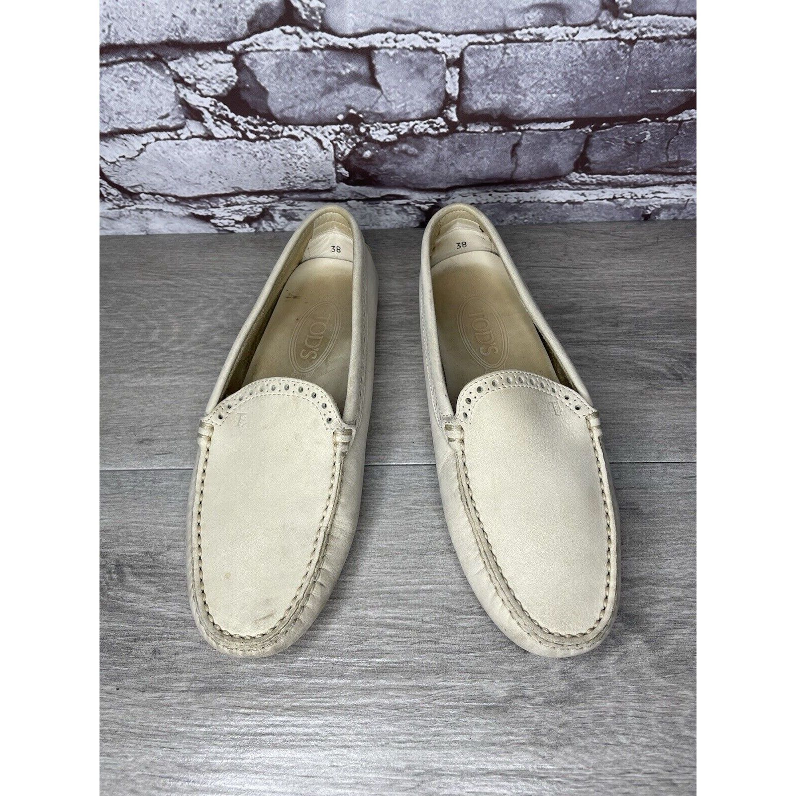 Tod's TOD'S Ivory Off White Suede Leather Moc Loafers Driving Shoe Size US 8 / IT 38 - 2 Thumbnail