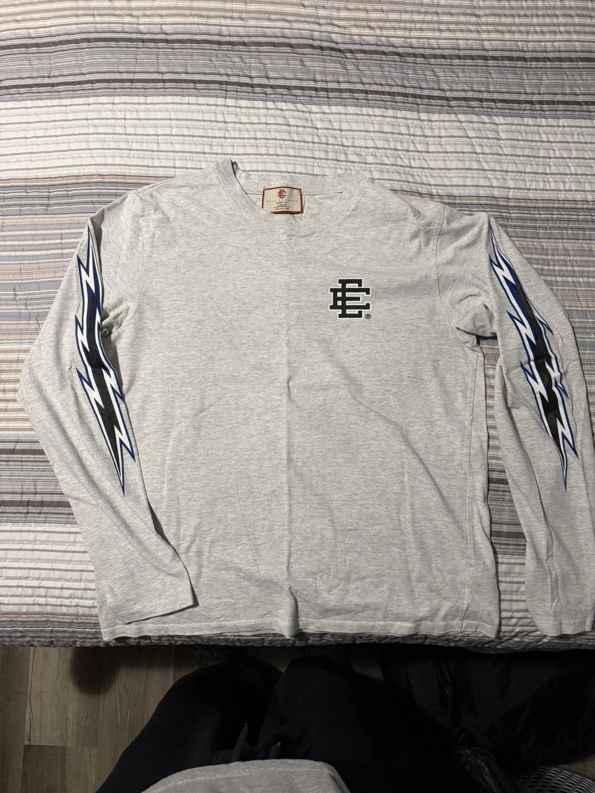 Lightning bolt longsleeve tee