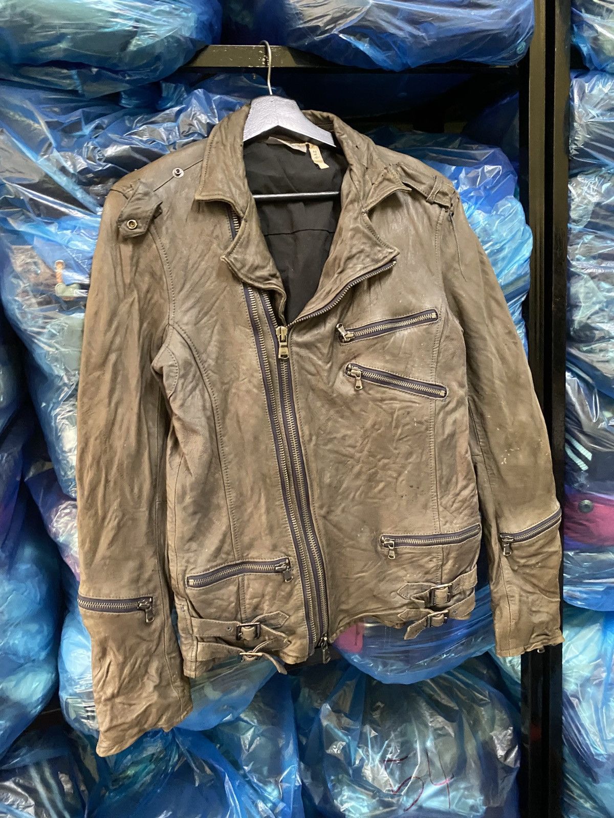 AZ by junhashimoto AZ Distressed Leather Moto Jacket Multiple Zippers Buckles Size US S / EU 44-46 / 1 - 3 Thumbnail