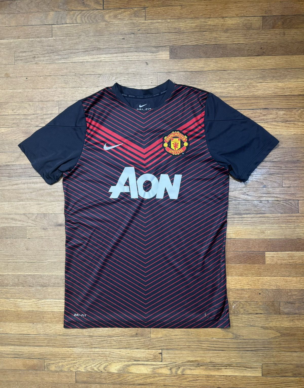 Nike × Vintage MANCHESTER UNITED 2013 2014 PRE MATCH TRAINING JERSEY Size US L / EU 52-54 / 3 - 1 Thumbnail