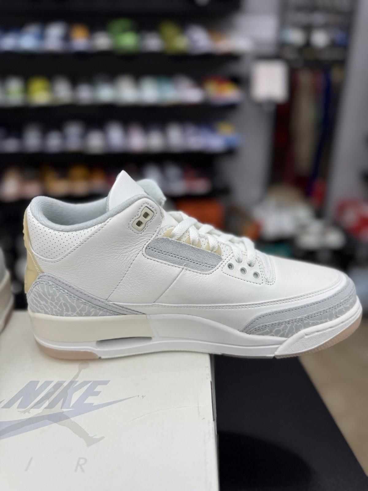 Jordan Brand Air Jordan 3 Retro Craft Ivory Men's Size 10 (FJ9479-100) Size US 10 / EU 43 - 4 Thumbnail