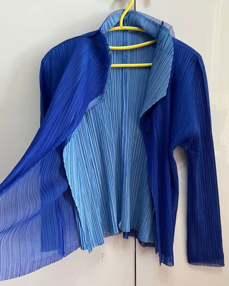 Issey Miyake Issey Miyake size:3 Blue pleated double-layered coat Size M / US 6-8 / IT 42-44 - 2 Thumbnail