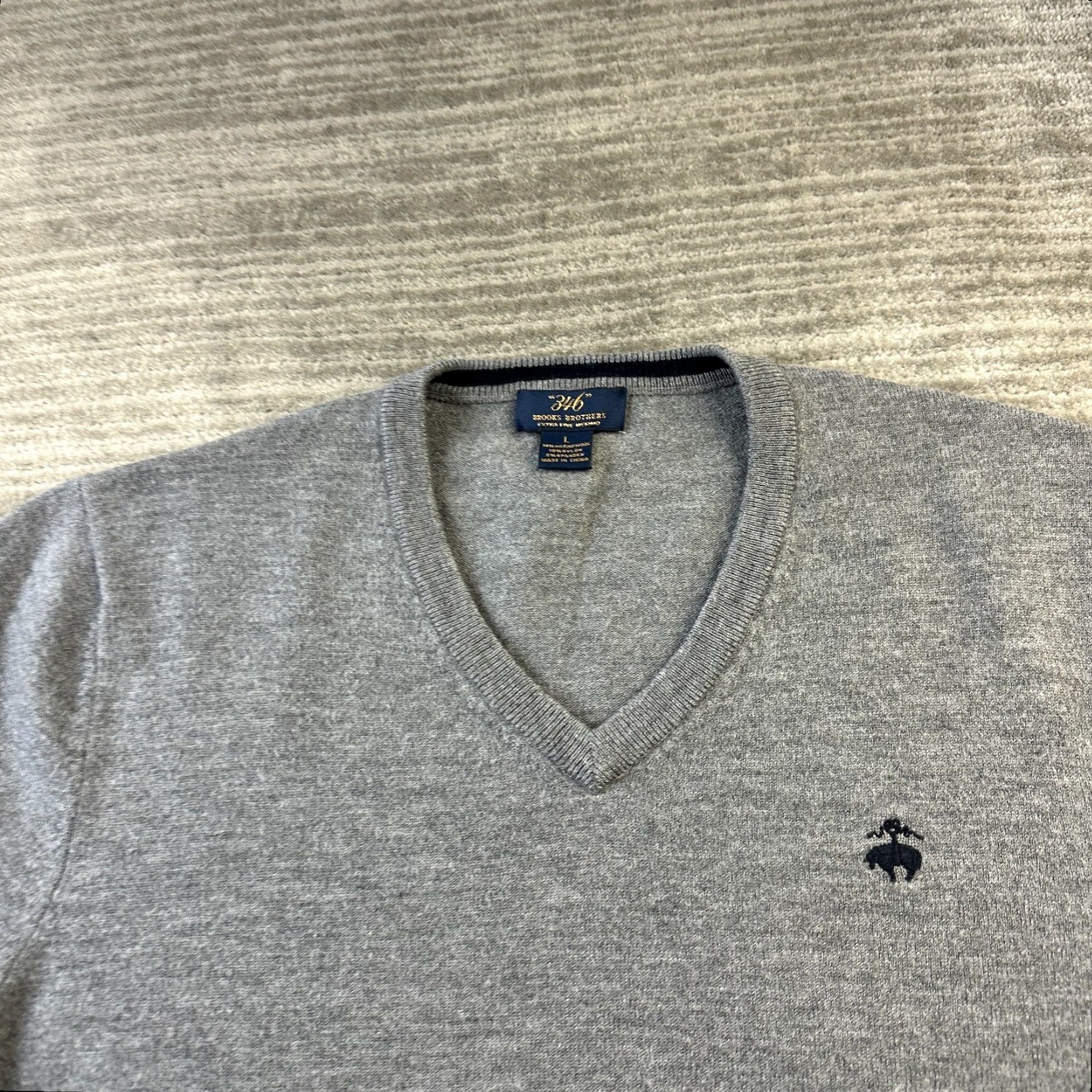 Brooks Brothers Brooks Brothers Sweater Mens Large Gray Merino Wool Blend Logo Pullover V-Neck Knit Cardigan All Seasons Classic Size US L / EU 52-54 / 3 - 4 Thumbnail