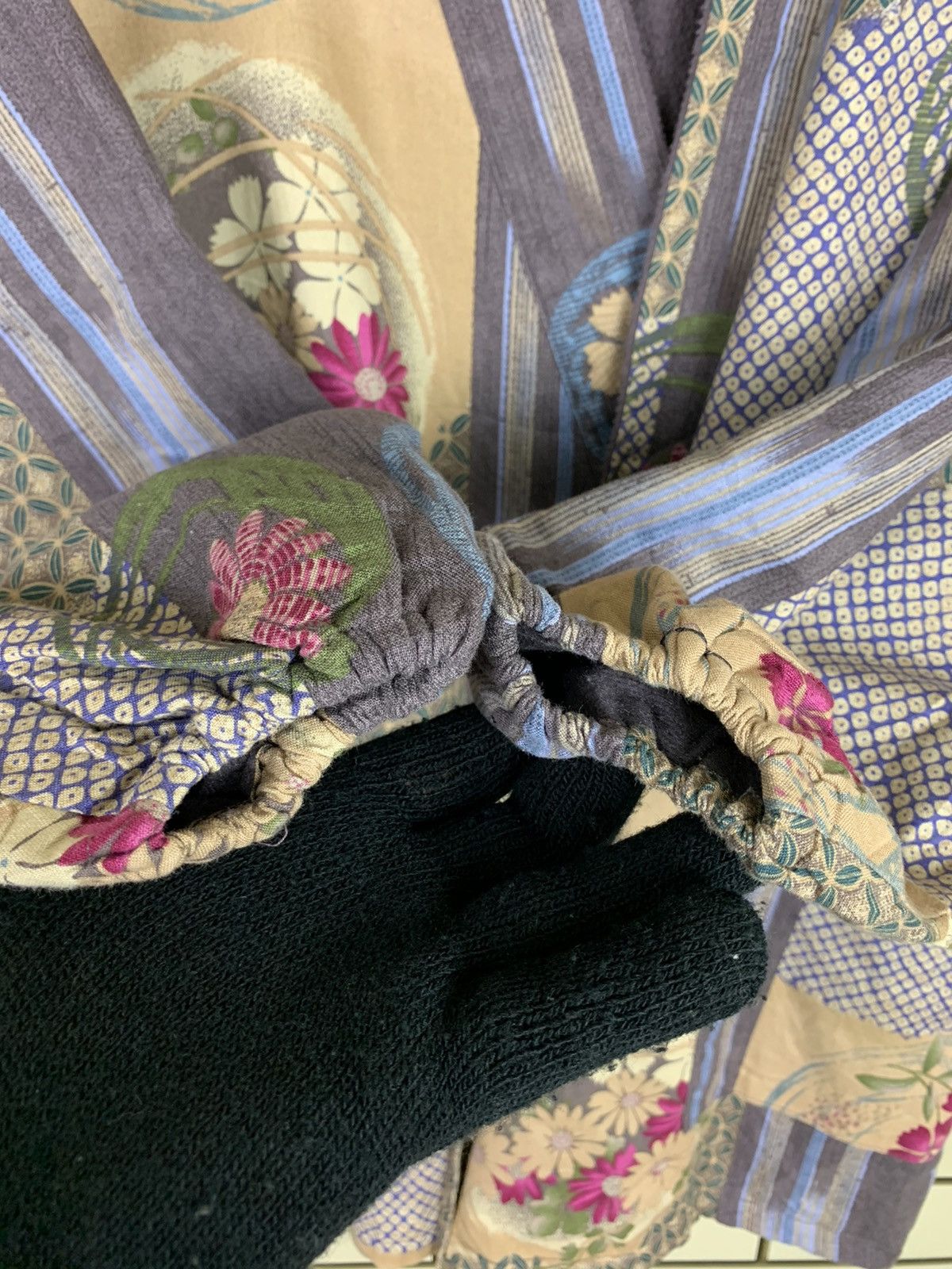 Japanese Brand × Vintage Vintage Japanese Brand Kimono Traditional Flora Designer Size US M / EU 48-50 / 2 - 13 Thumbnail