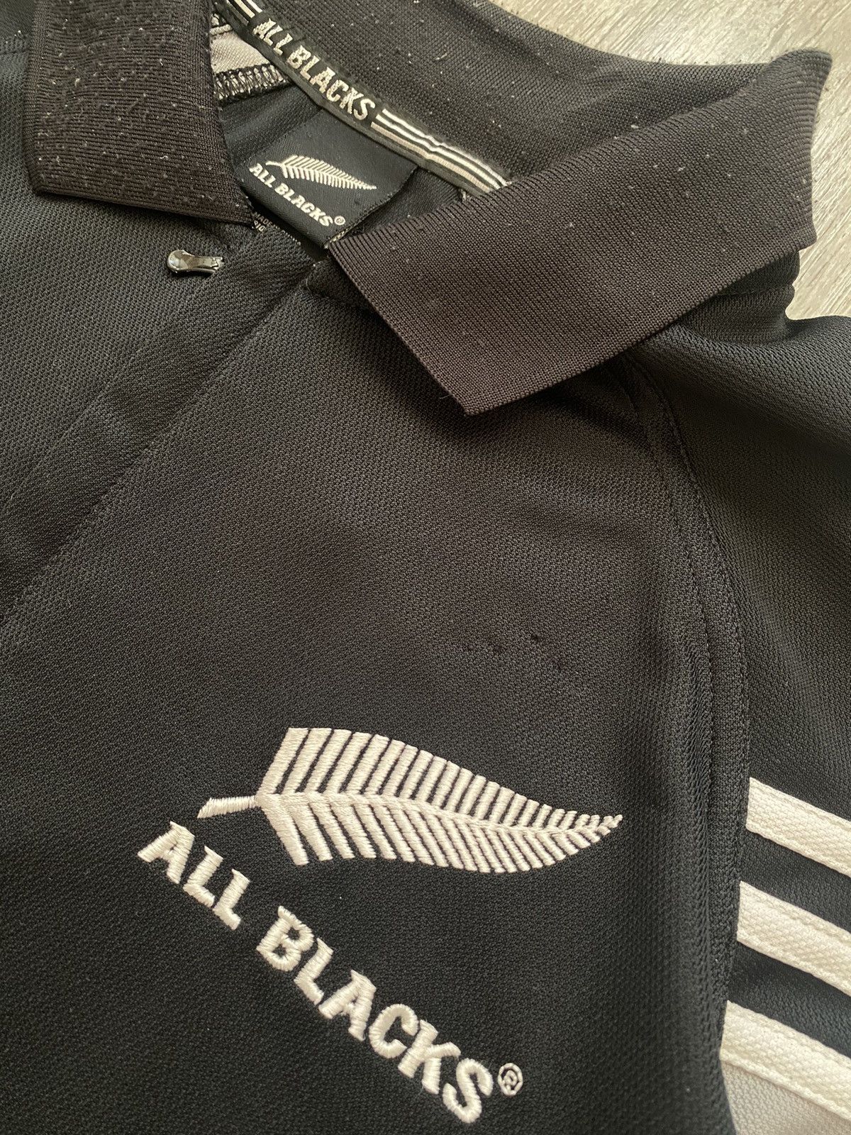 Adidas Vintage Adidas All Blacks New Zealand Rugby jersey y2k Size US L / EU 52-54 / 3 - 4 Thumbnail