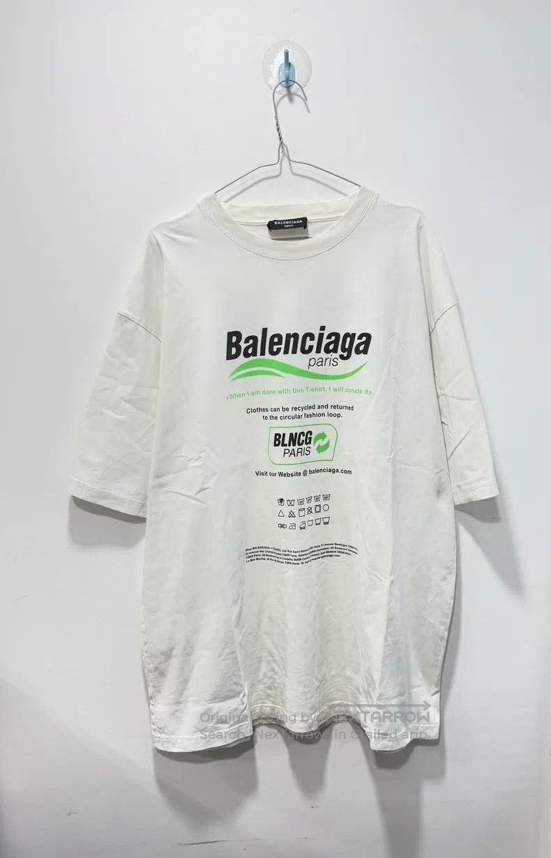 Balenciaga Balenciaga White Eco-Friendly Short Sleeve, Size M Size US M / EU 48-50 / 2 - 1 Thumbnail