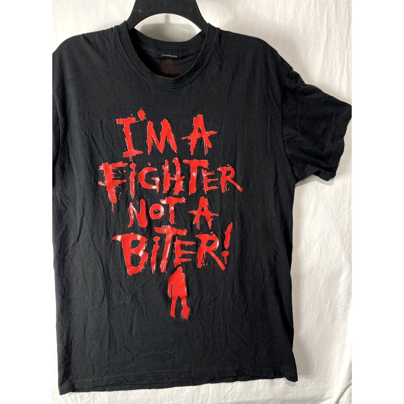 Vintage VINTAGE Halloween Horror Nights Shirt Mens Large Black Im A Fighter Not A Biter Novelty Size US L / EU 52-54 / 3 - 3 Thumbnail