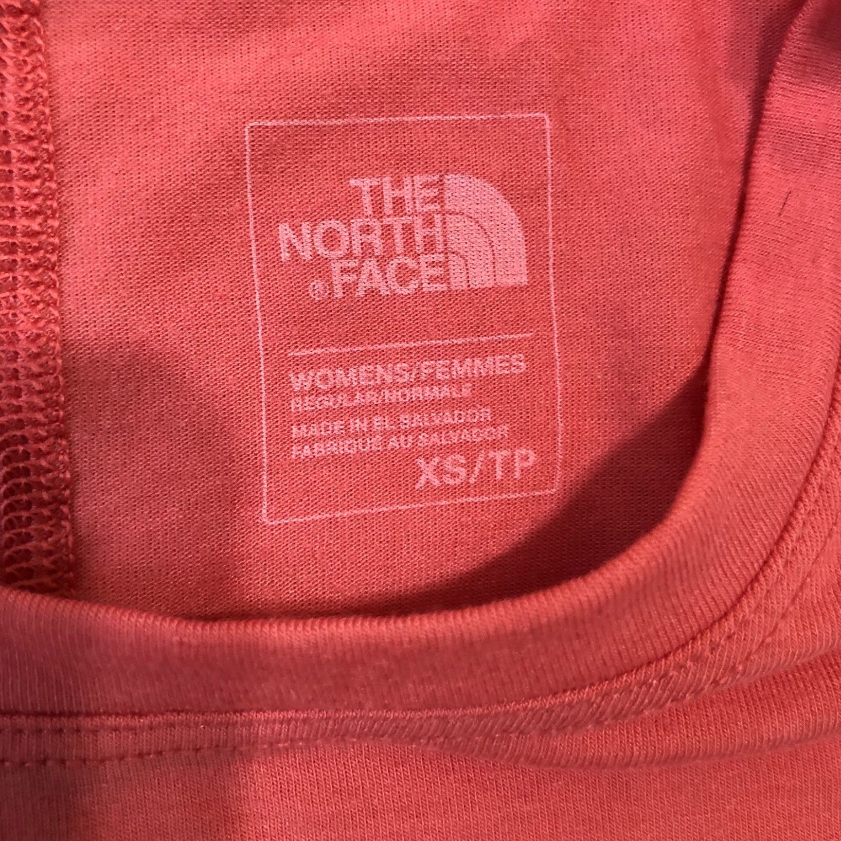 The North Face The North Face Shirt XS Atomic Pink Logo Short Sleeve T-Shirt Curved Hem Womens Size XS / US 0-2 / IT 36-38 - 2 Thumbnail