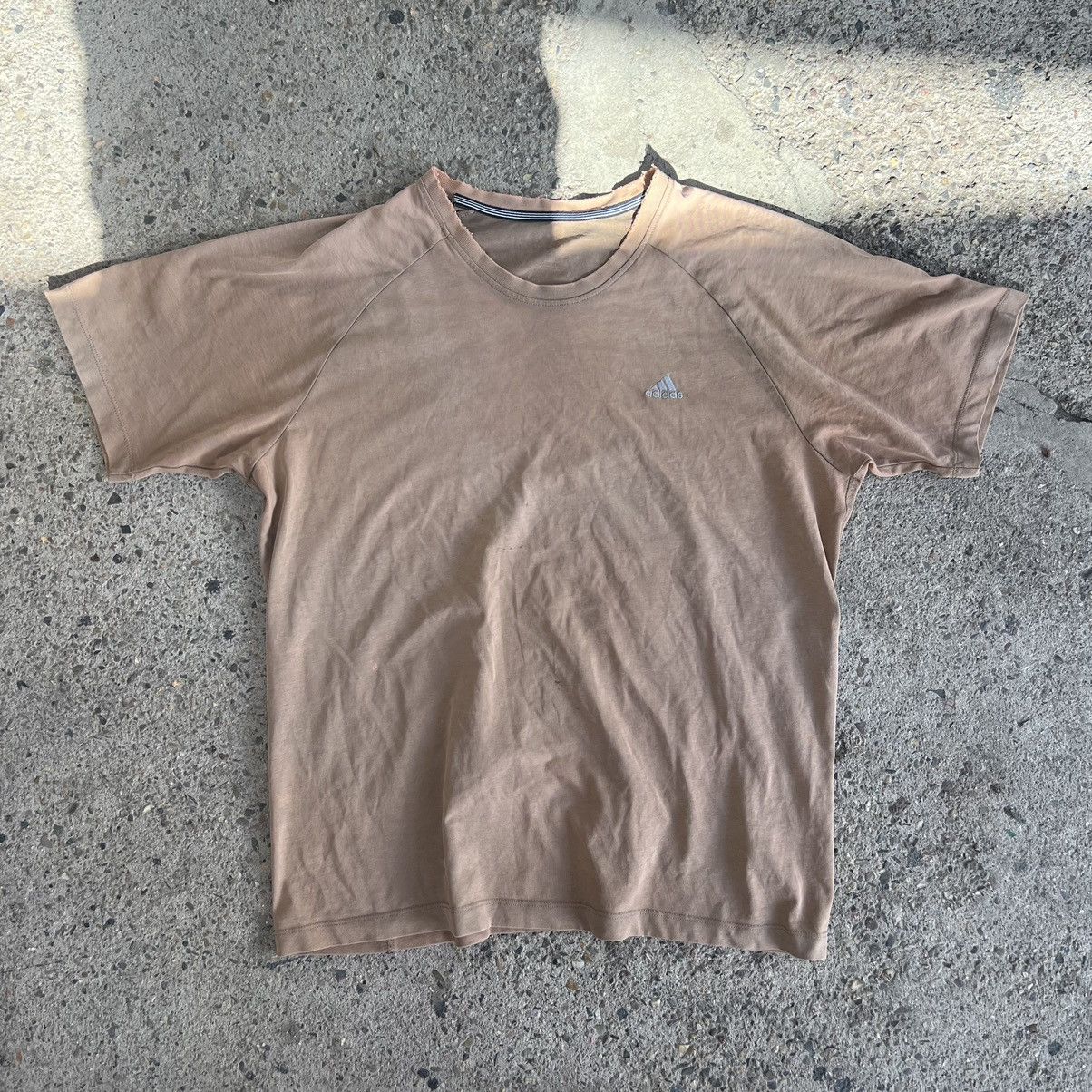 Adidas × Vintage 90s Adidas Retro Logo Faded Vintage Y2K Tee T-Shirt Size US L / EU 52-54 / 3 - 1 Thumbnail