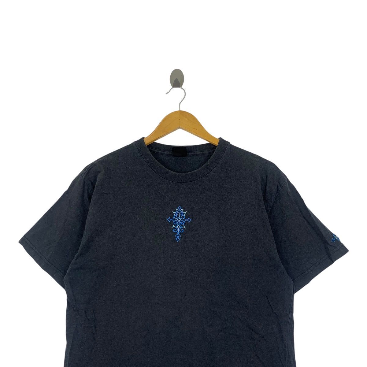 Vintage Vintage TOHO SEIKYO JAPAN Ainu People Tradition Tee Shirt Size L / US 10 / IT 46 - 2 Thumbnail