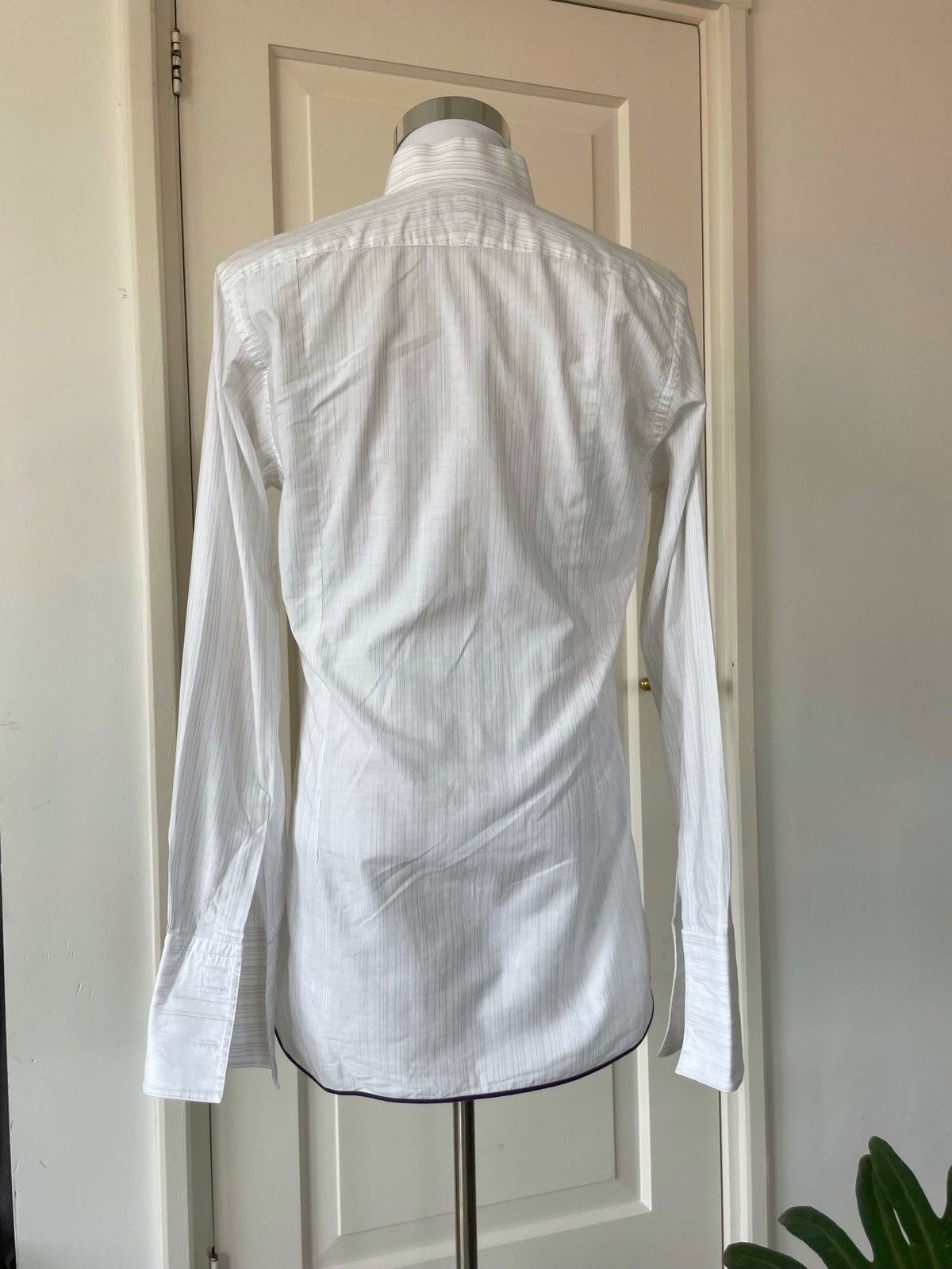 Ozwald Boateng Refined Ozwald Boateng Shirt with Silver Pinstripe Size 42R - 2 Thumbnail