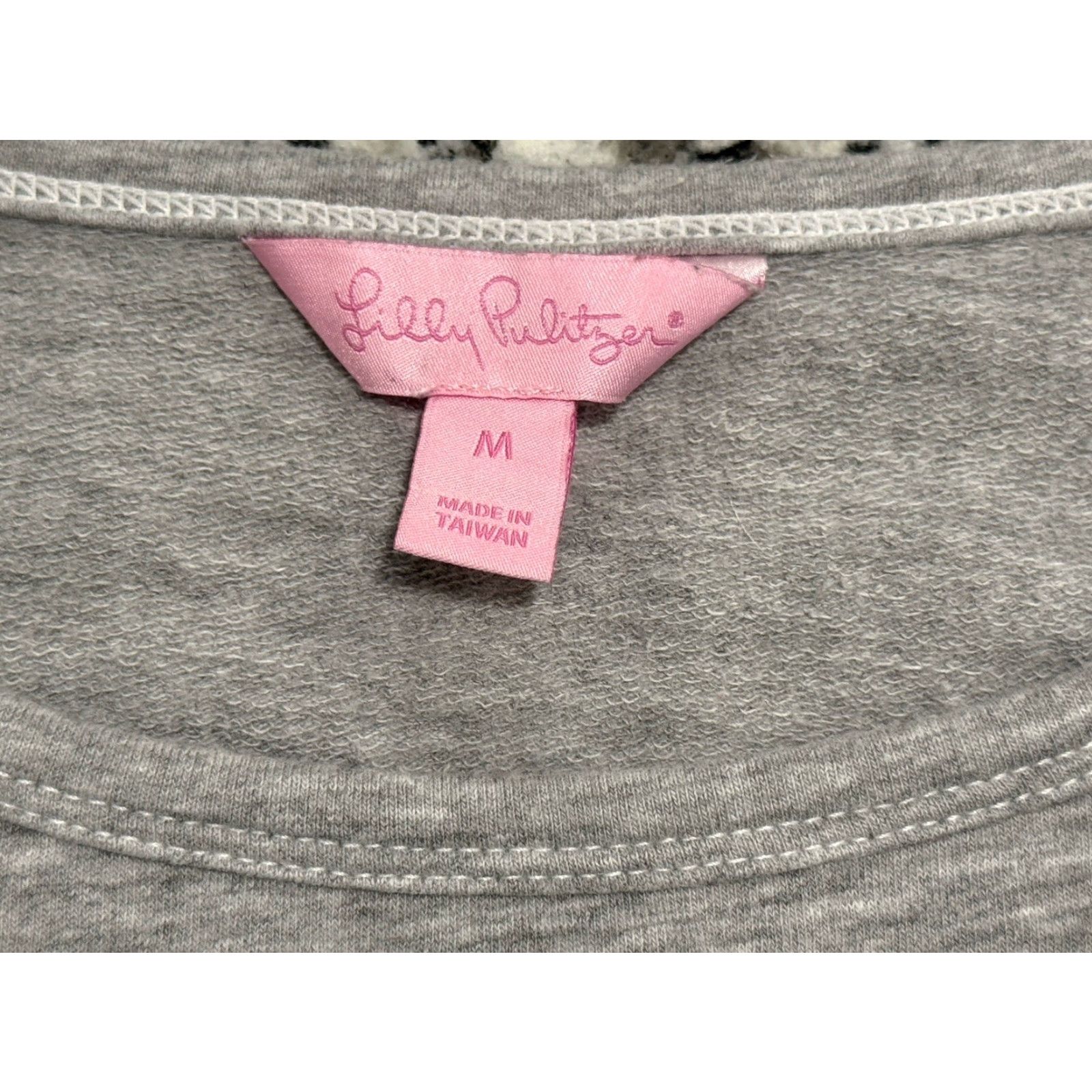 Lilly Pulitzer VINTAGE Lily Pulitzer Women's T-Shirt Medium Gray Palm Tree Print Casual Summer 90s Size M / US 6-8 / IT 42-44 - 5 Thumbnail