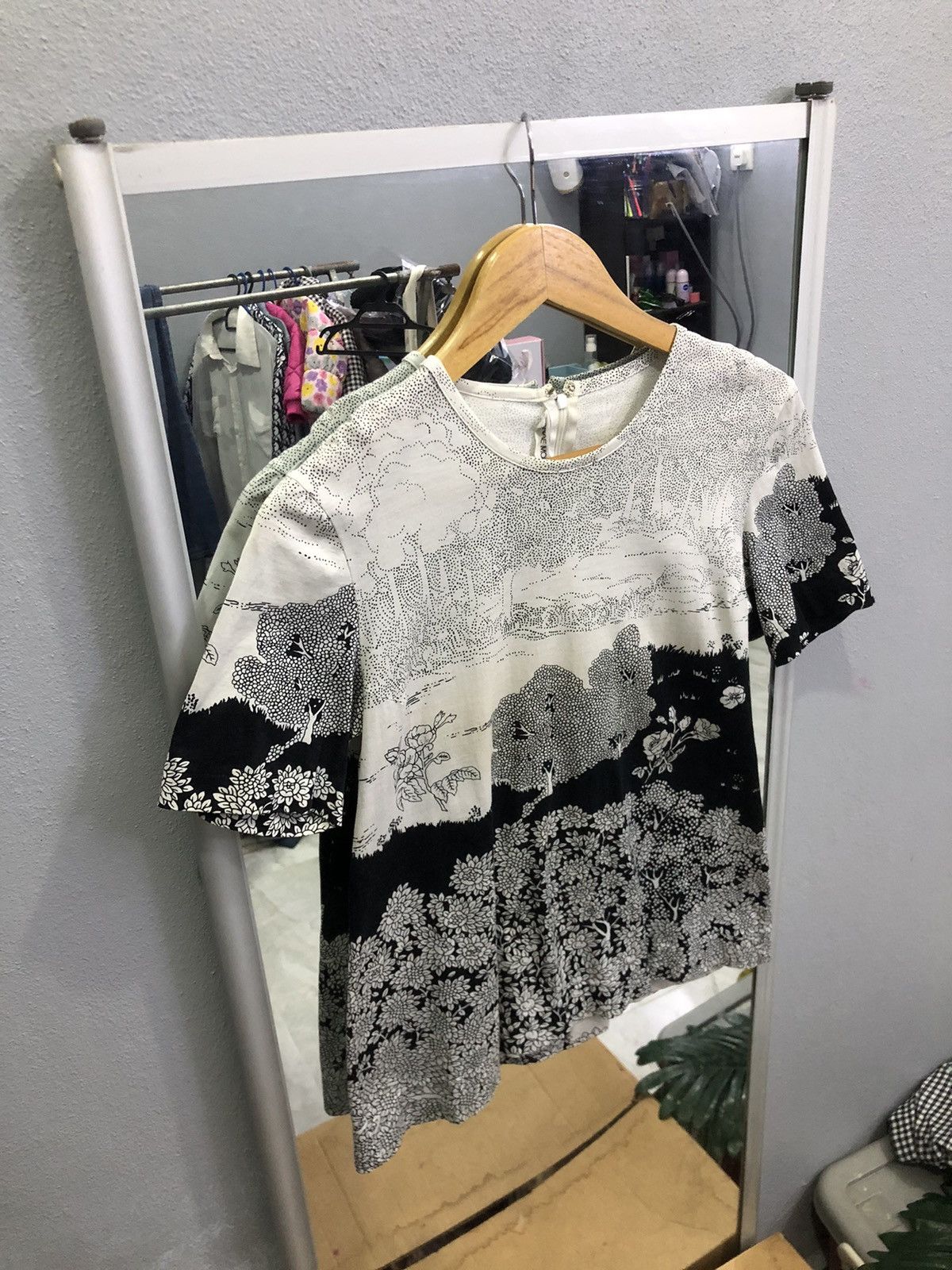 Hanae Mori Hanae Mori Japan Art Print Tee Nature Scene Size S / US 4 / IT 40 - 3 Thumbnail
