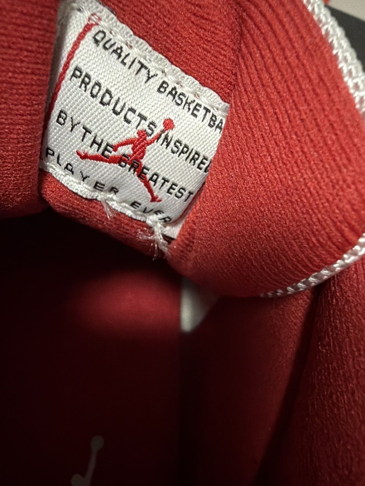 Jordan Brand Jordan 11 cherry Size US 9.5 / EU 42-43 - 8 Thumbnail