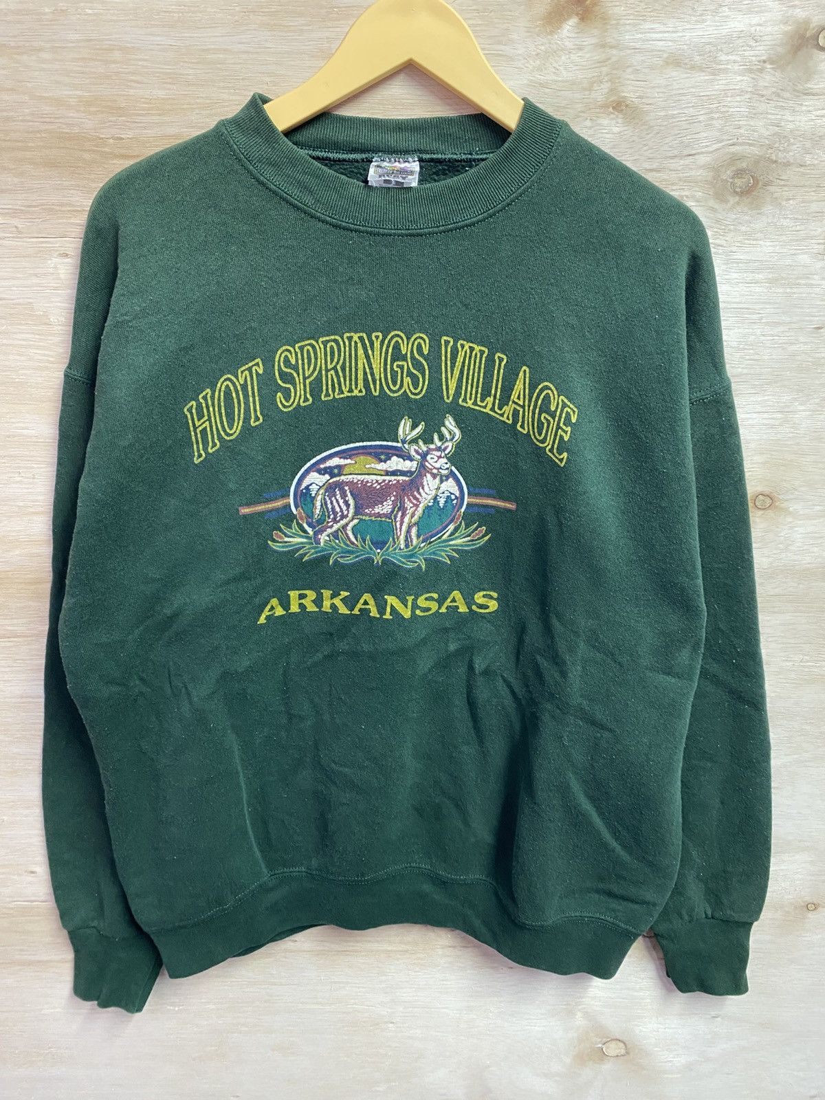 Other vintage Hot Springs Village Arkansas graphic sweatshirt. Size US XL / EU 56 / 4 - 1 Thumbnail