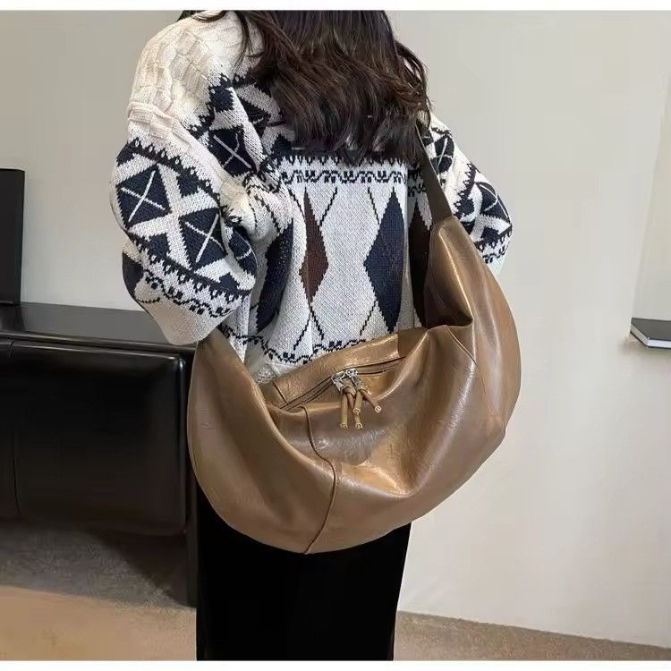 Japanese Brand Y2K Versatile Leather Messenger Bags Size ONE SIZE - 7 Thumbnail