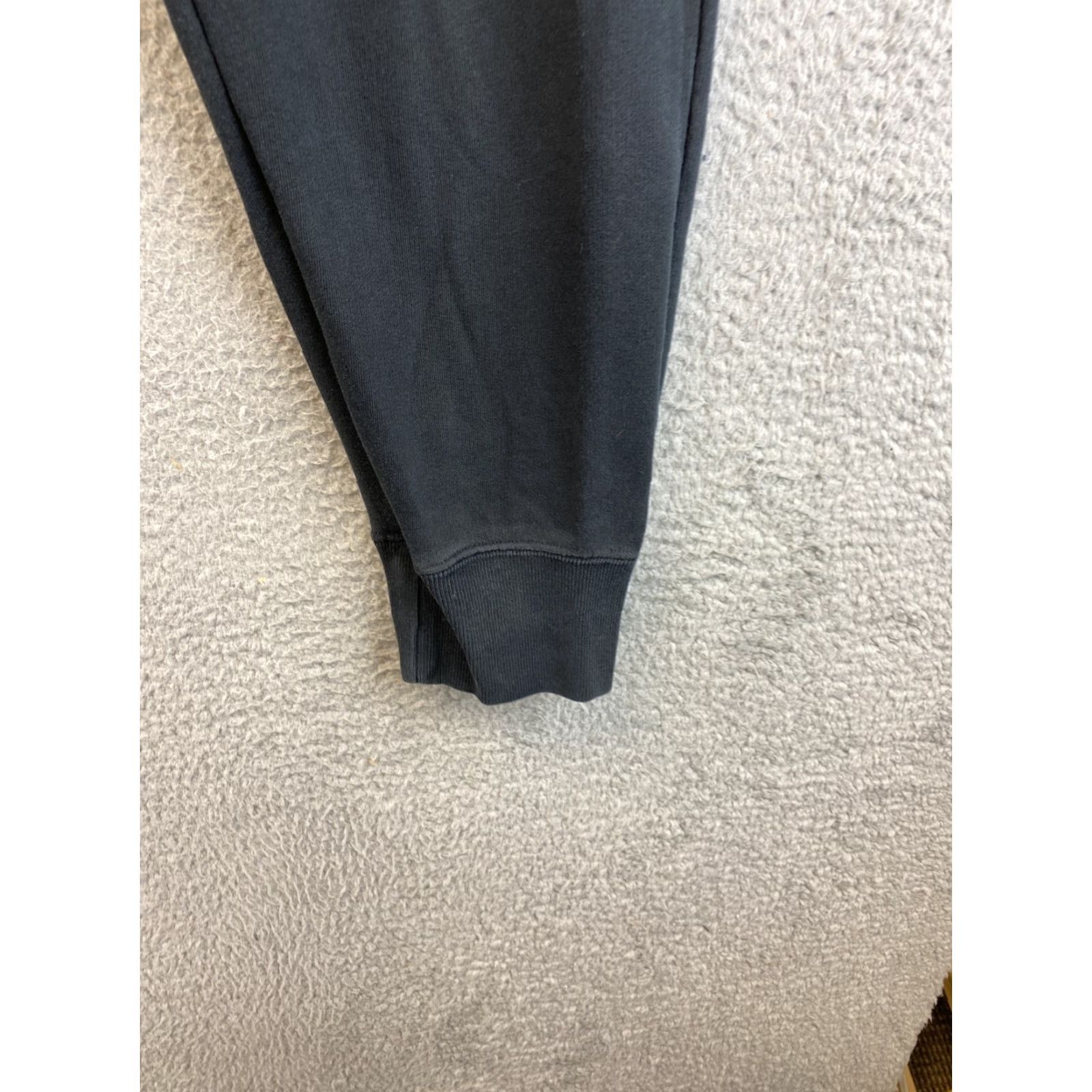 Nike Nike Sweatpants Mens Adult M Black Tapered Leg Fleece Activewear Size US 31 - 4 Thumbnail