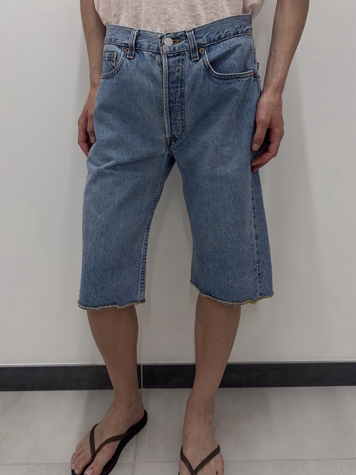 Levi's Levis 501 Womens Denim Bermuda Long Blue Shorts made in USA Size 31" - 3 Thumbnail