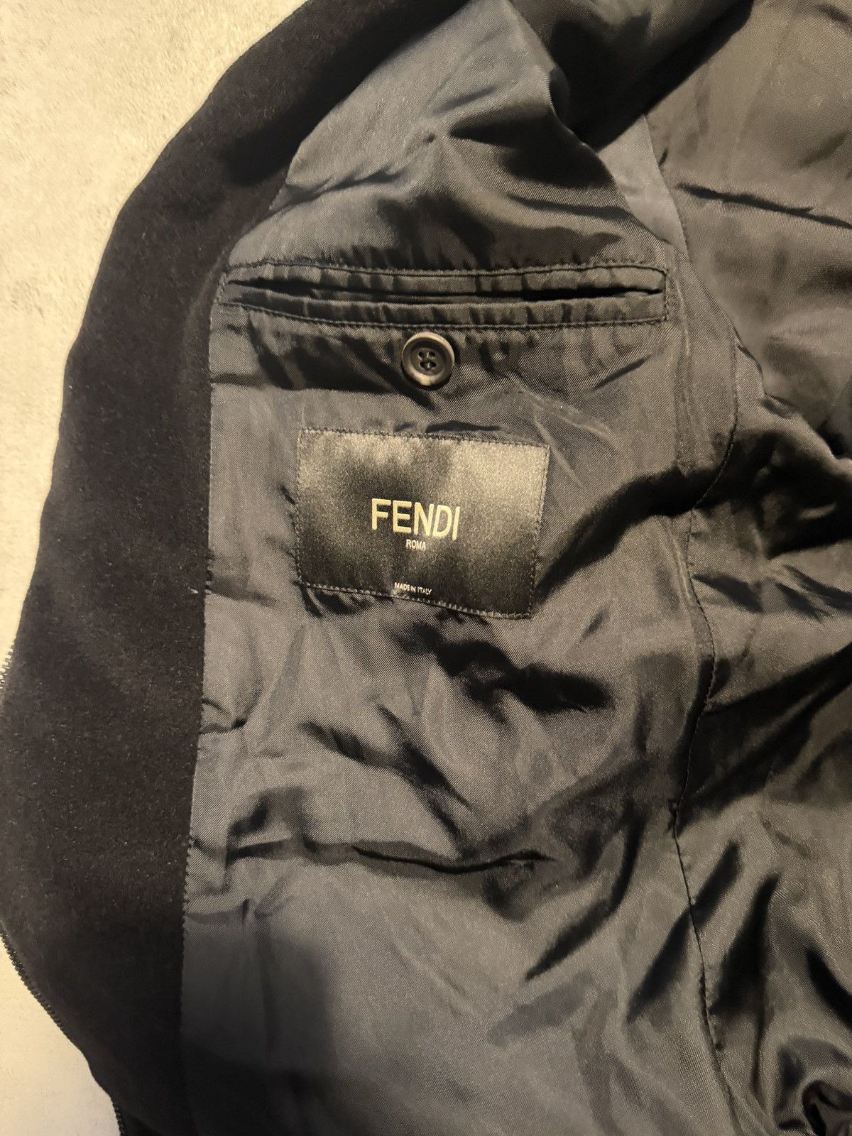 Fendi Fendi Logo collar bomber jacket Size US M / EU 48-50 / 2 - 7 Thumbnail