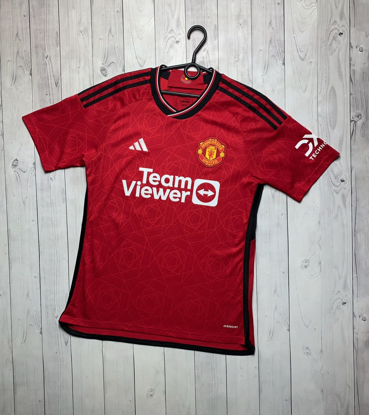 Adidas Vintage adidas Manchester United soccer jersey size M Size US M / EU 48-50 / 2 - 1 Thumbnail