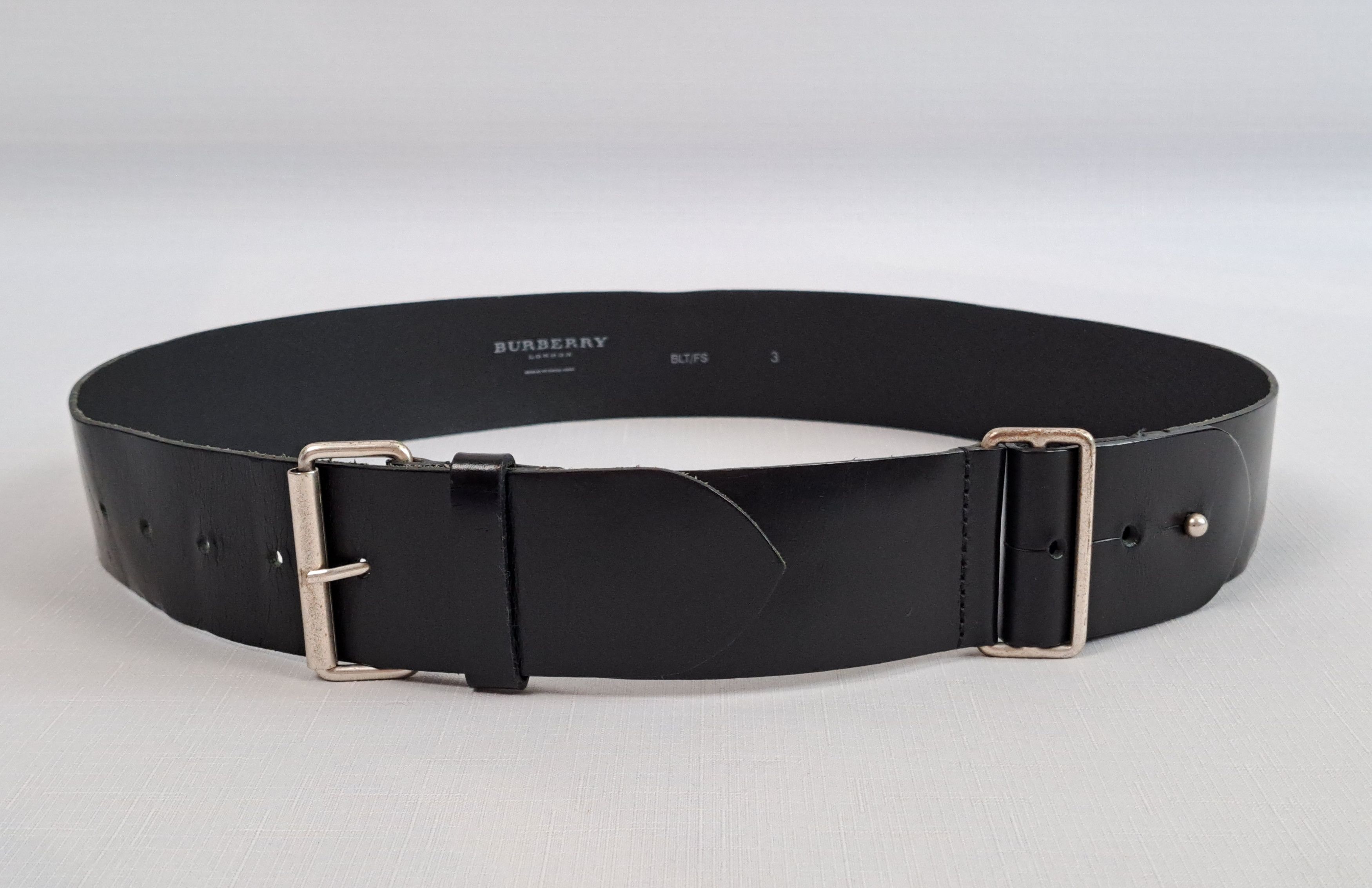 Burberry Burberry London leather belt. Made in England Size ONE SIZE - 2 Thumbnail