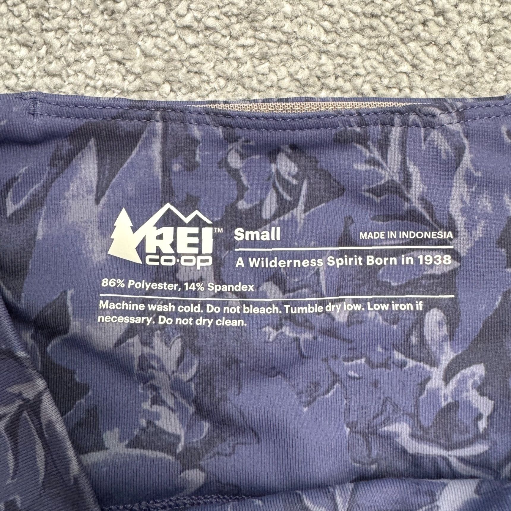 Vintage REI Co-Op Floral Cropped Leggings Womens Small Blue Pocket Activewear Outdoor Size 28" / US 6 / IT 42 - 7 Thumbnail