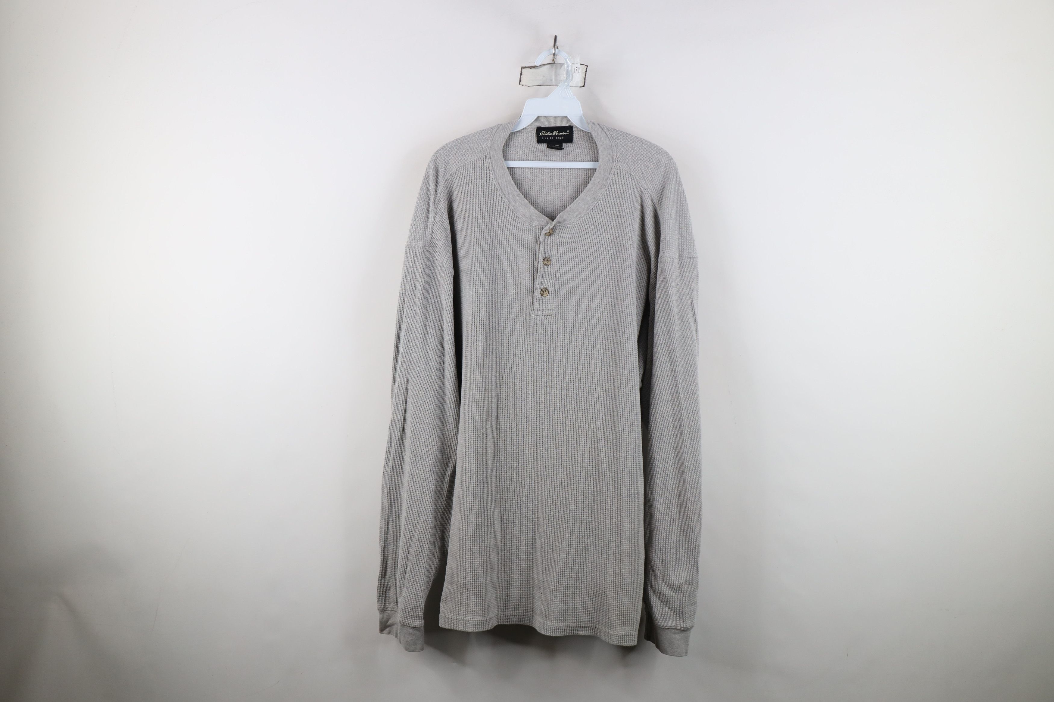 Eddie Bauer Vintage 90s Eddie Bauer Knit Long Sleeve Henley T-Shirt Gray Size US XL / EU 56 / 4 - 1 Thumbnail