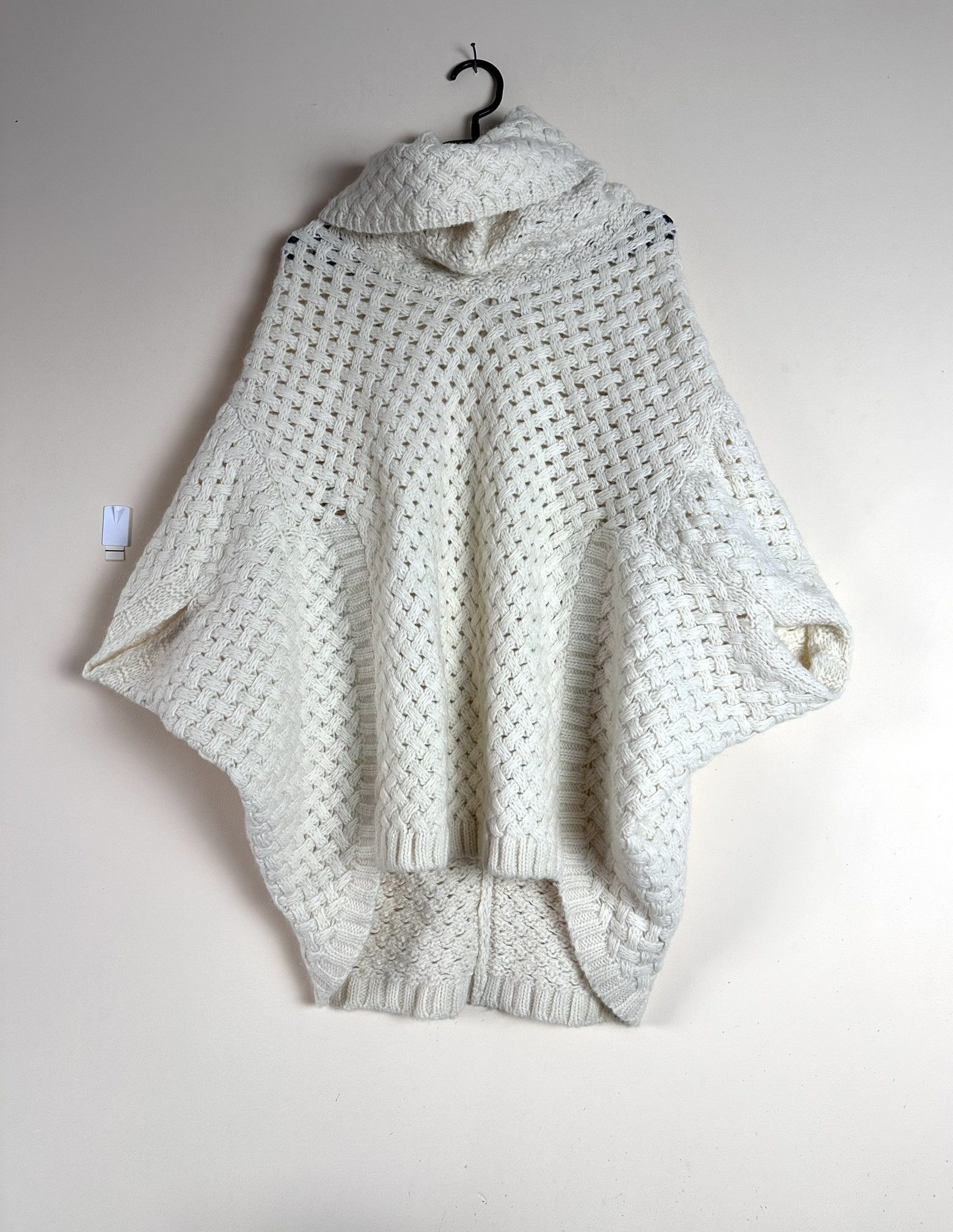 Massimo Dutti Massimo Dutti woolen poncho cap alpaca Size M / US 6-8 / IT 42-44 - 2 Thumbnail