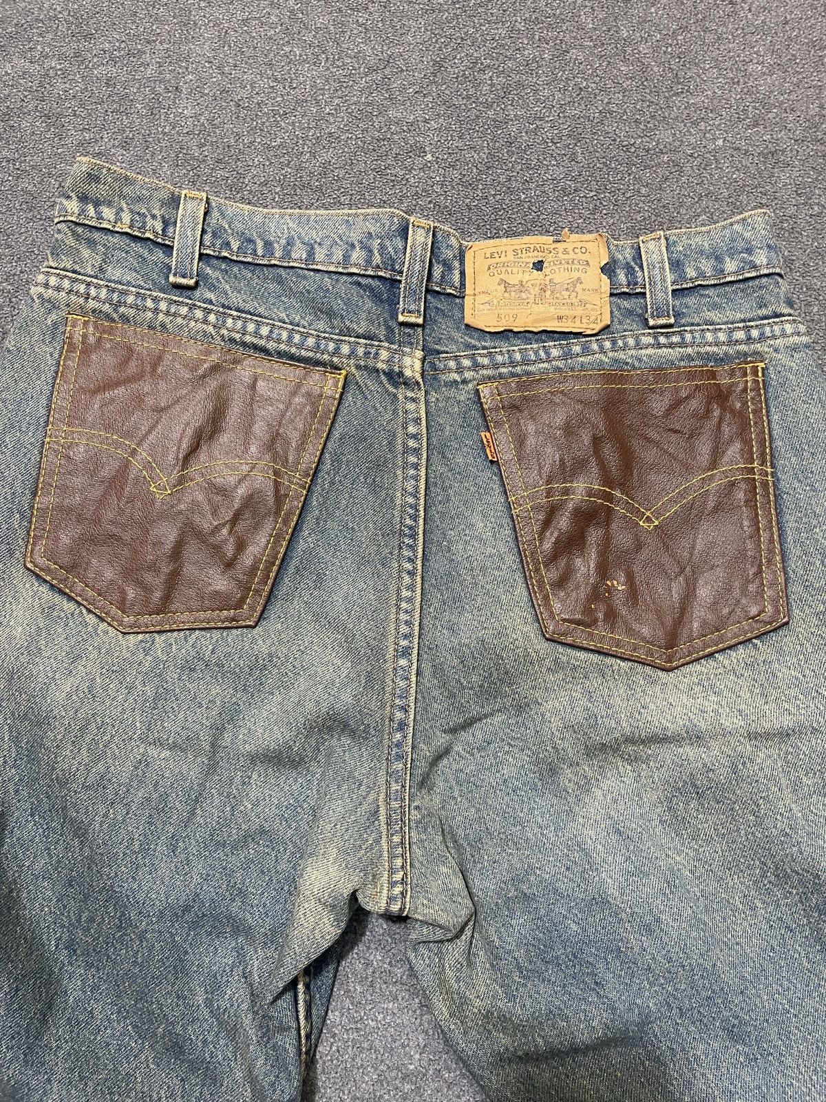 Levi's Levis Vintage 509 Orange Tab Distressed Jeans Leather Pocket Size US 34 / EU 50 - 2 Thumbnail
