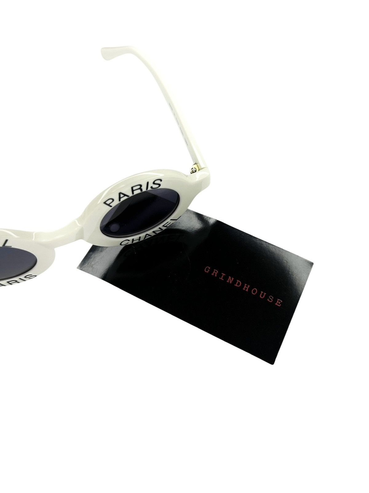 Chanel S/S 93 Round Logo Sunglasses Size ONE SIZE - 13 Thumbnail