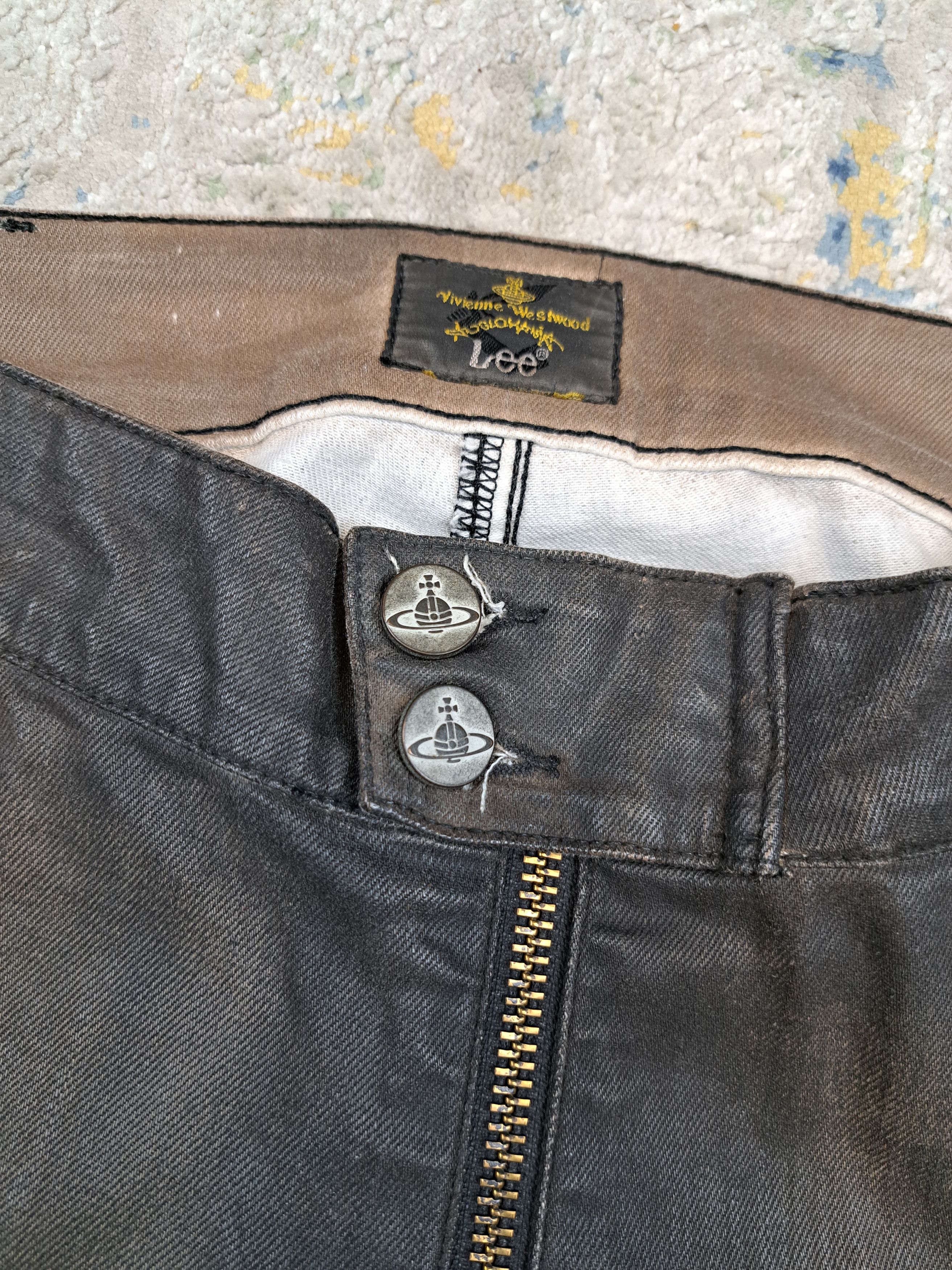 Lee × Vivienne Westwood Vivienne Westwood x Lee Avant Garde Archive Waxed Pants Size US 28 / EU 44 - 8 Thumbnail