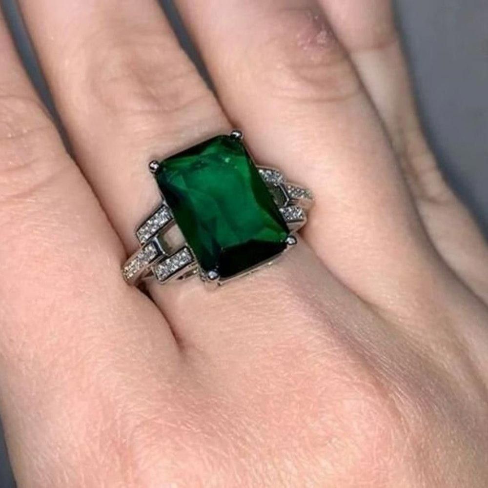 Designer Sterling Silver Big Emerald Green Rectangle Ring - Size 7 Size ONE SIZE - 1 Thumbnail
