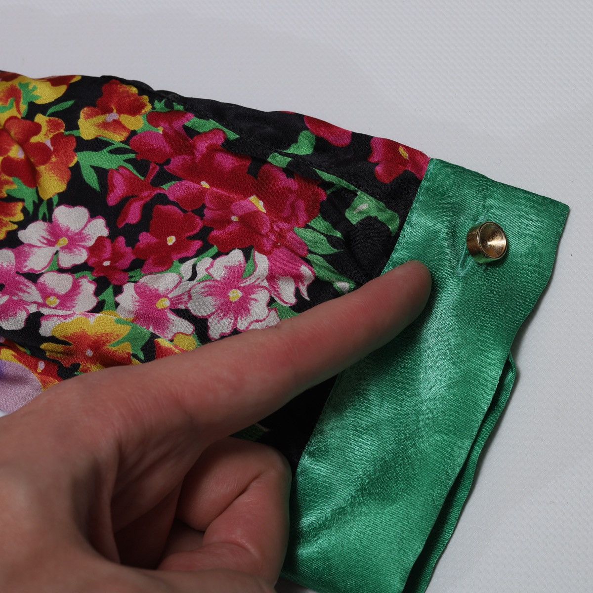 Dolce & Gabbana Dolce Gabbana Silk Printed Shirt Buttons Flowers Floral Size M / US 6-8 / IT 42-44 - 11 Thumbnail