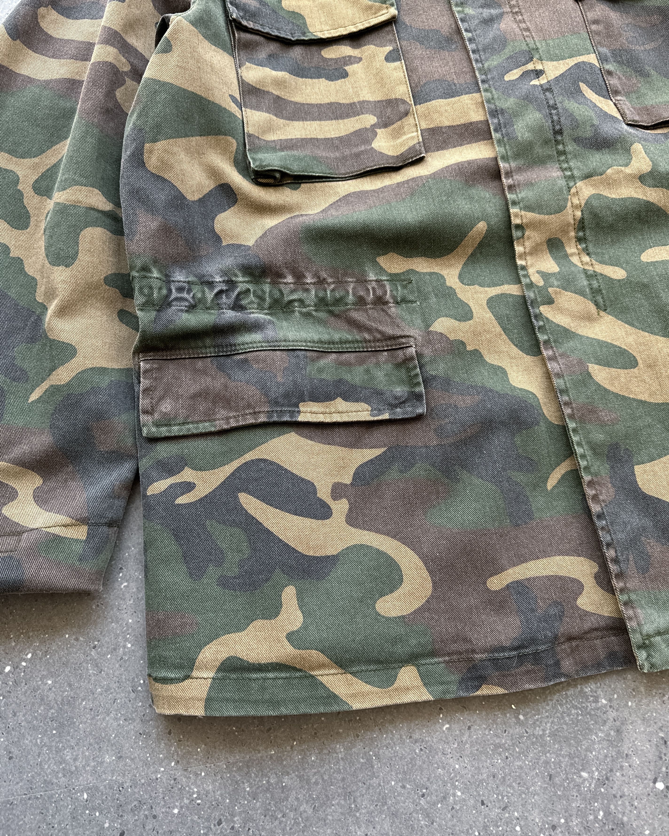 Yeezy Yeezy Season 4 Camo Parka Jacket Men’s M Military Grunge Size US M / EU 48-50 / 2 - 3 Thumbnail