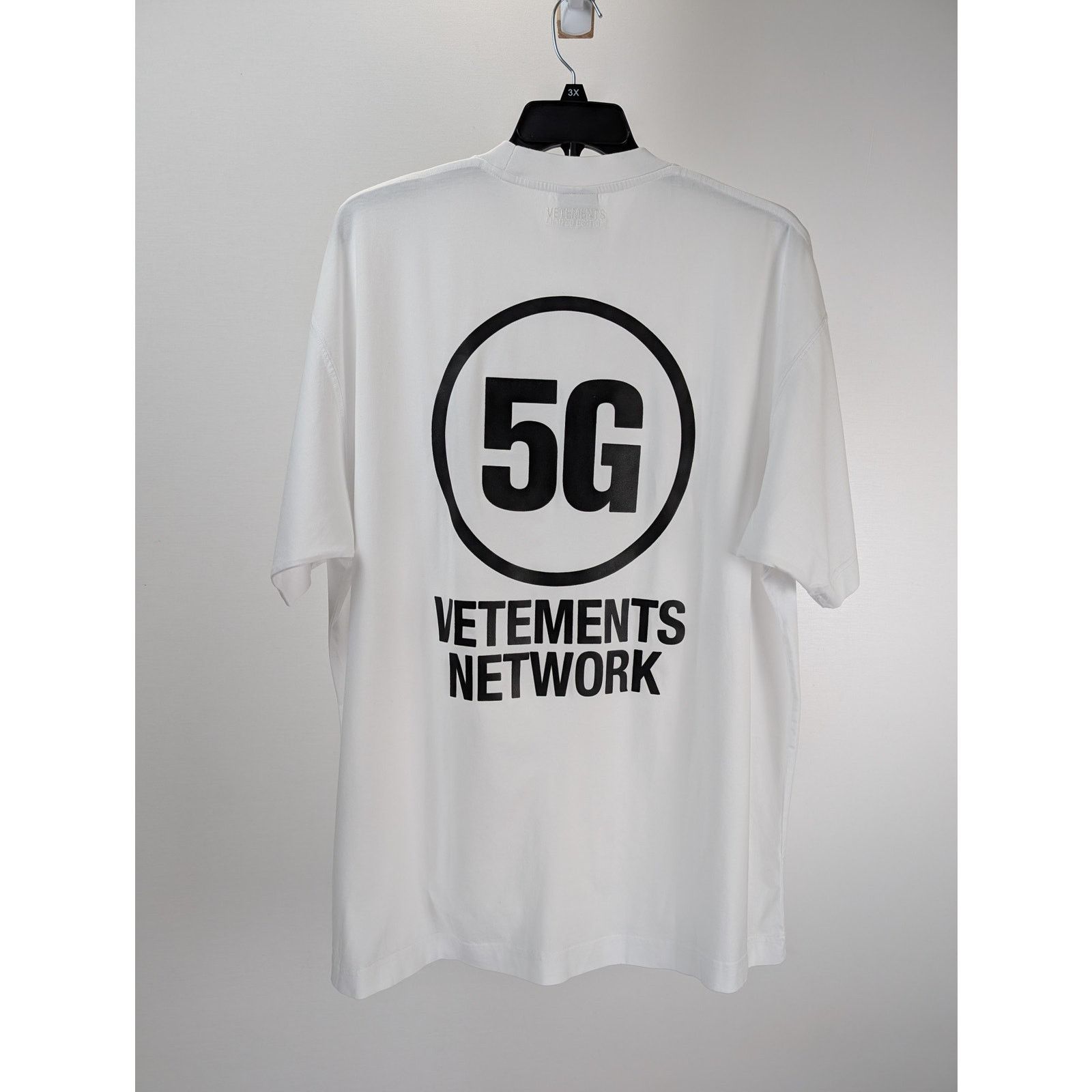 Vetements o1rshd1 5G Network SS T-Shirt in White Size US M / EU 48-50 / 2 - 7 Thumbnail