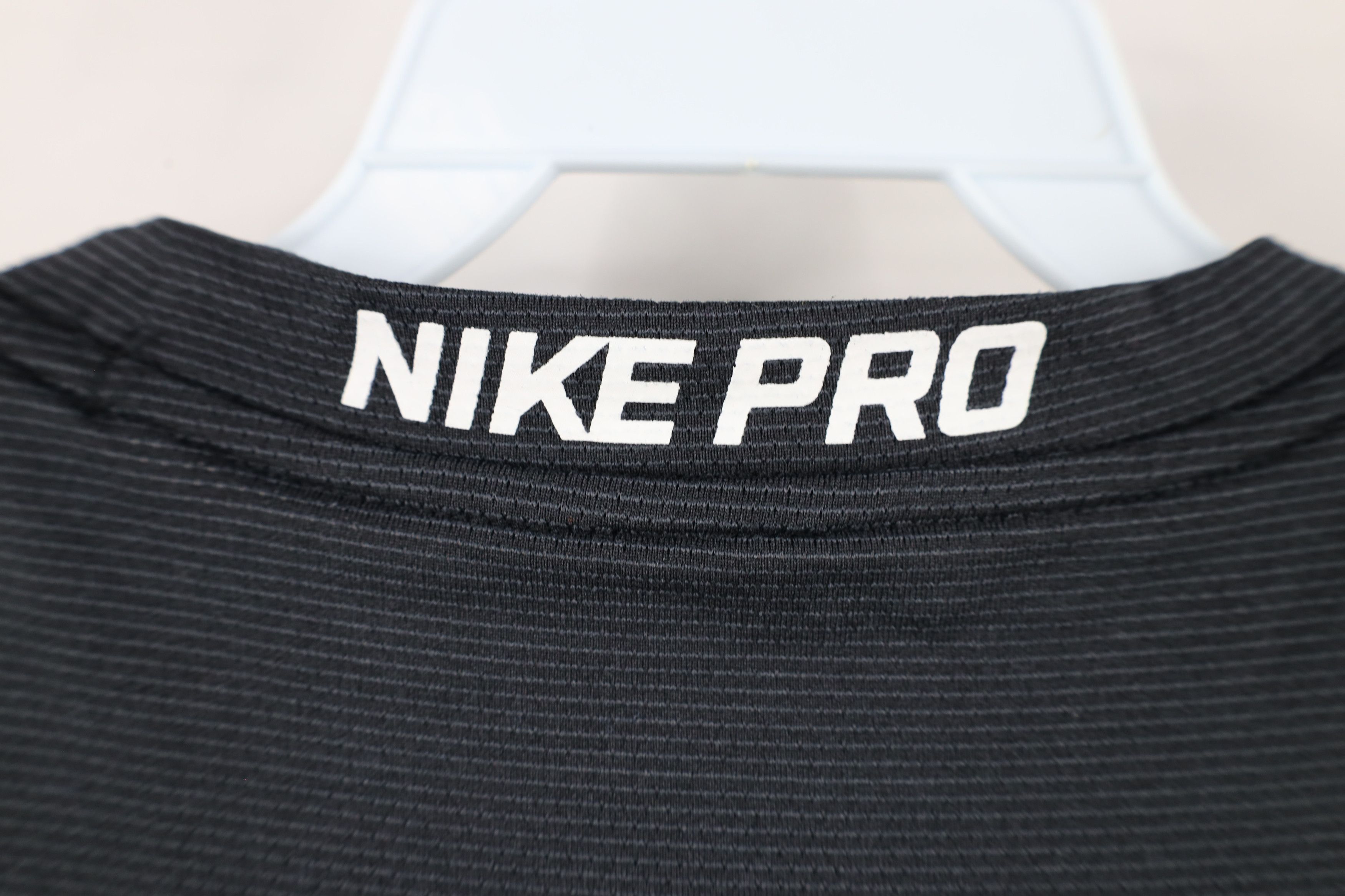Nike Nike Pro Striped Knit Running Jogging Gym Training T-Shirt Size US M / EU 48-50 / 2 - 10 Thumbnail