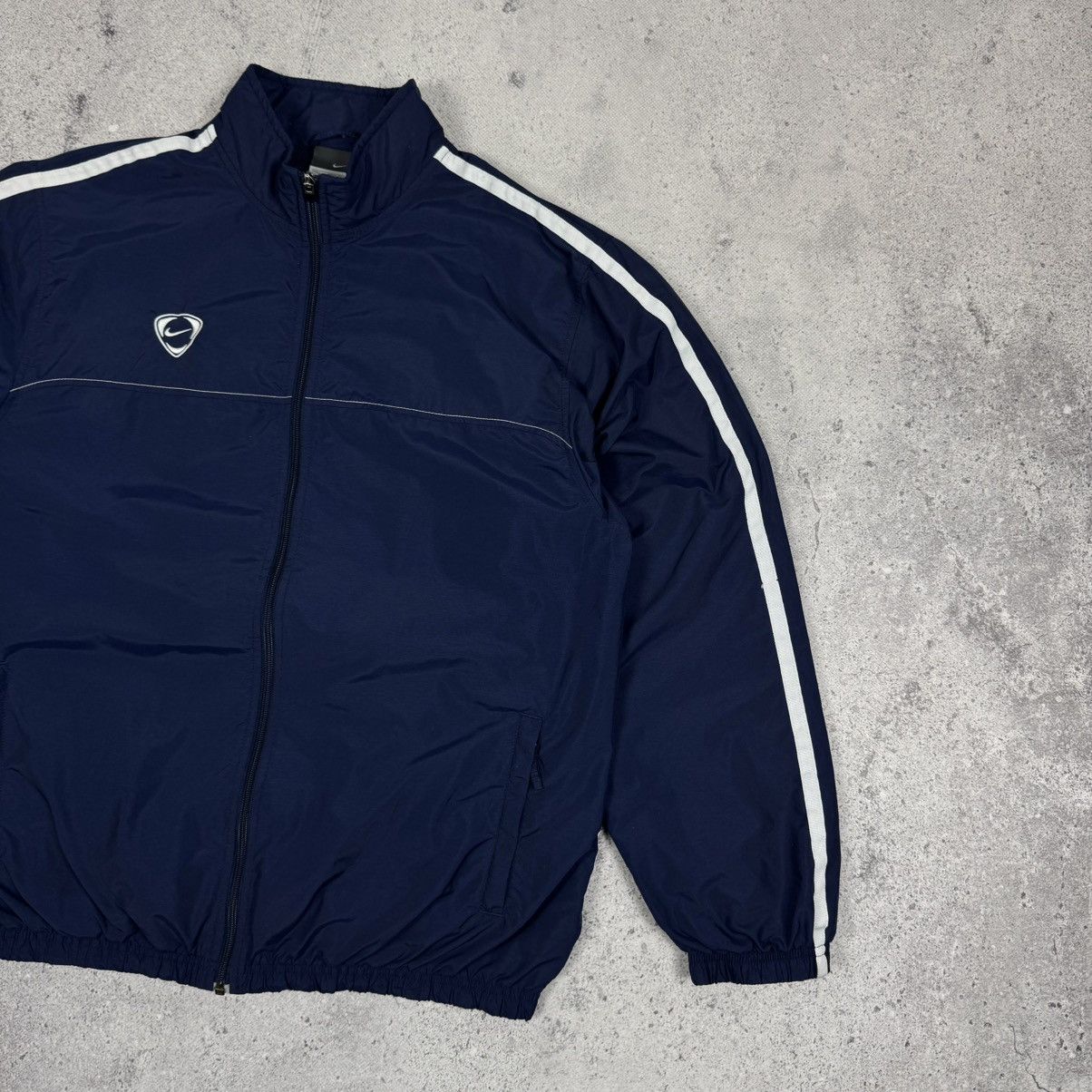 Nike × Vintage Vintage Nike Y2K Track Windbreaker Nylon Jacket Size US L / EU 52-54 / 3 - 4 Thumbnail
