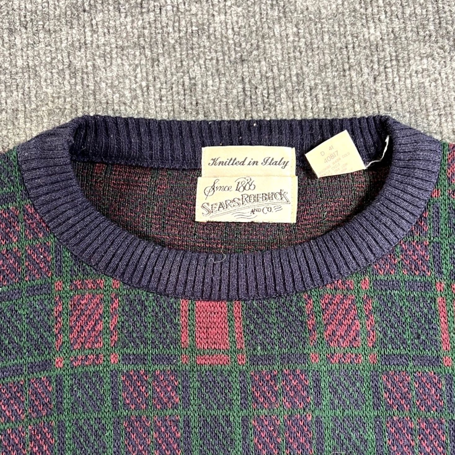 Sears VINTAGE Sears Roebuck Sweater Men Large Green Burgundy Plaid Wool Made in Italy Size US L / EU 52-54 / 3 - 3 Thumbnail