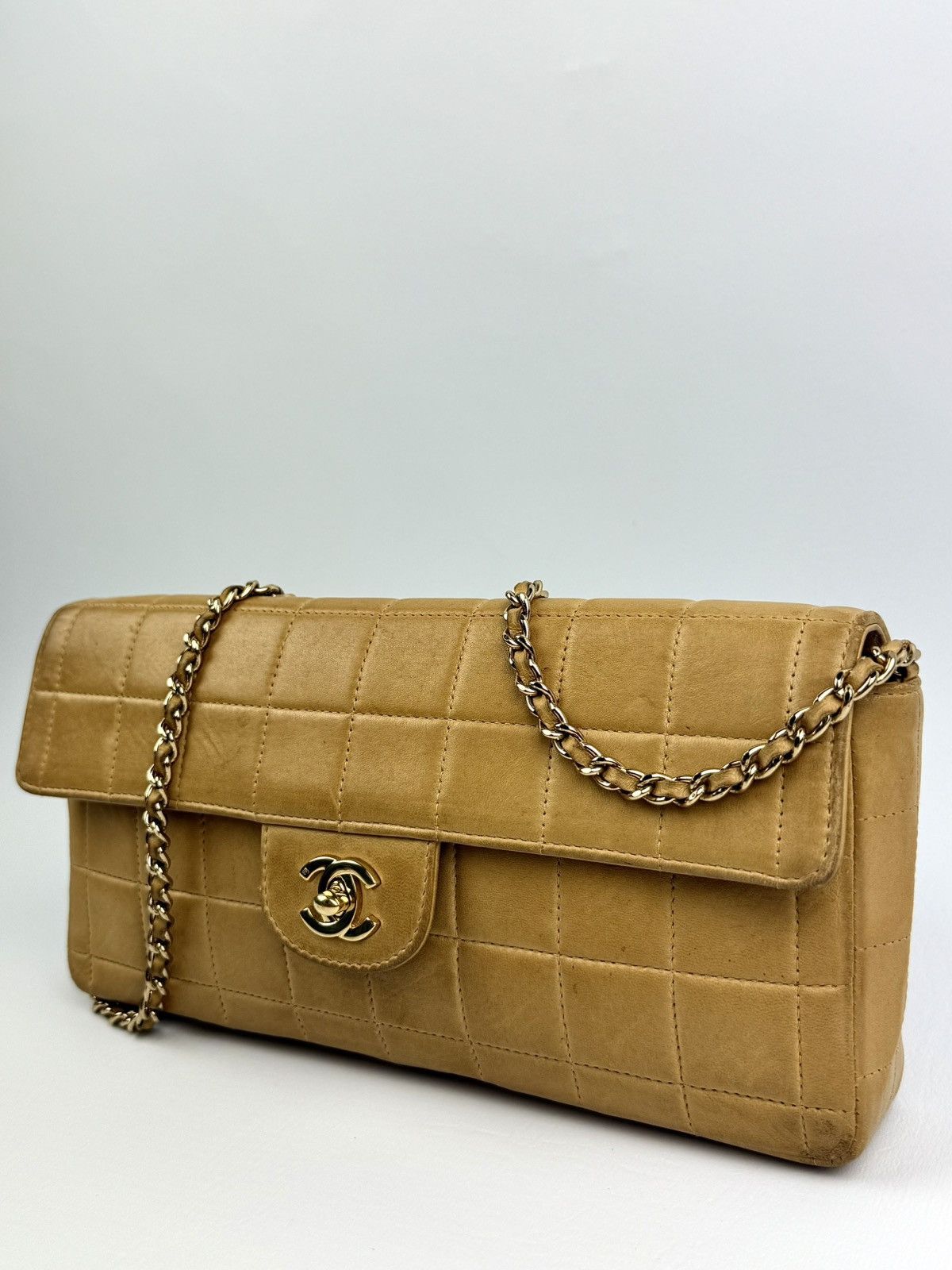 Chanel Chanel - 2000’s - East - West - Tan - Chocolate Bar - Flap Size ONE SIZE - 2 Thumbnail