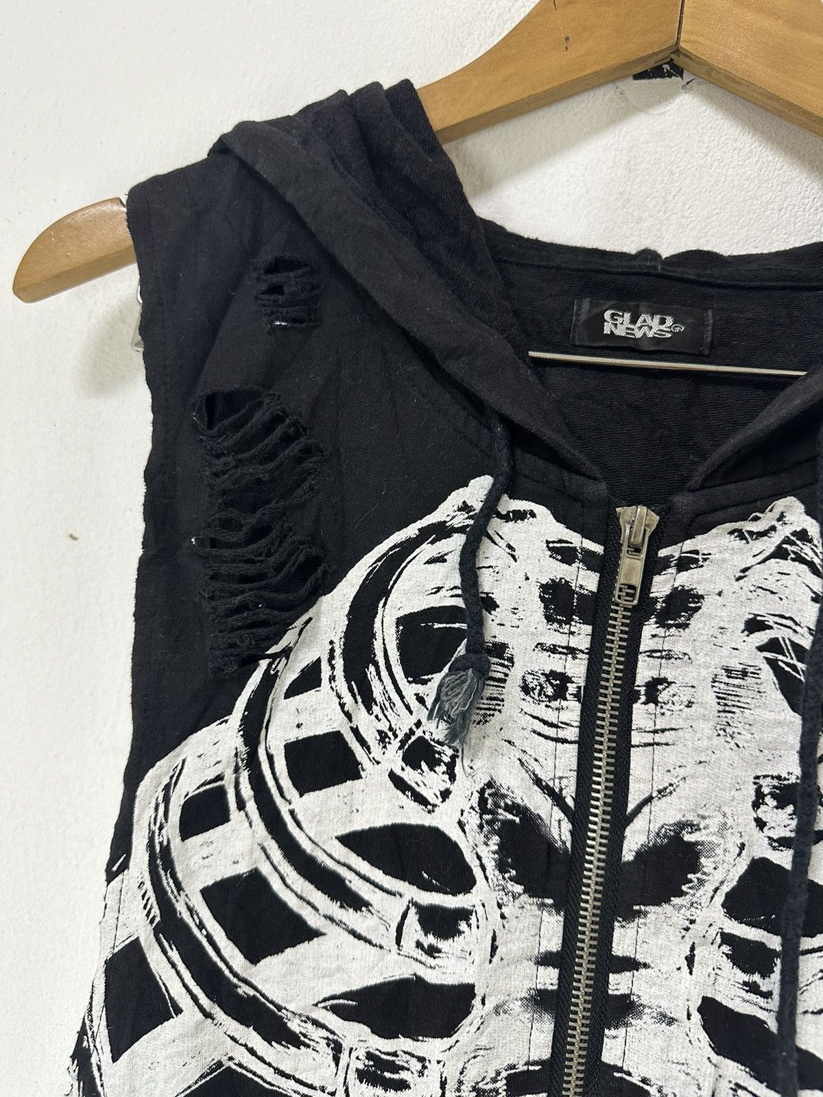 Japanese Brand Skeleton Sleeveless Hoodies Jacket Distressed Design Skull Size US M / EU 48-50 / 2 - 5 Thumbnail