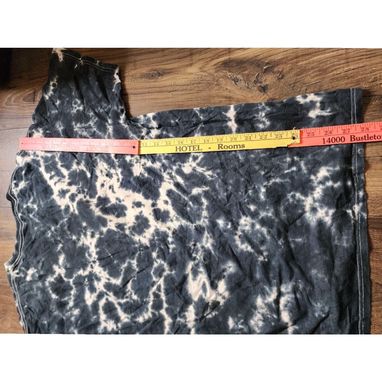 Vintage AC/DC High Voltage Tie Dye Short Sleeve Black T Shirt Adult Large Mens Size US L / EU 52-54 / 3 - 2 Thumbnail