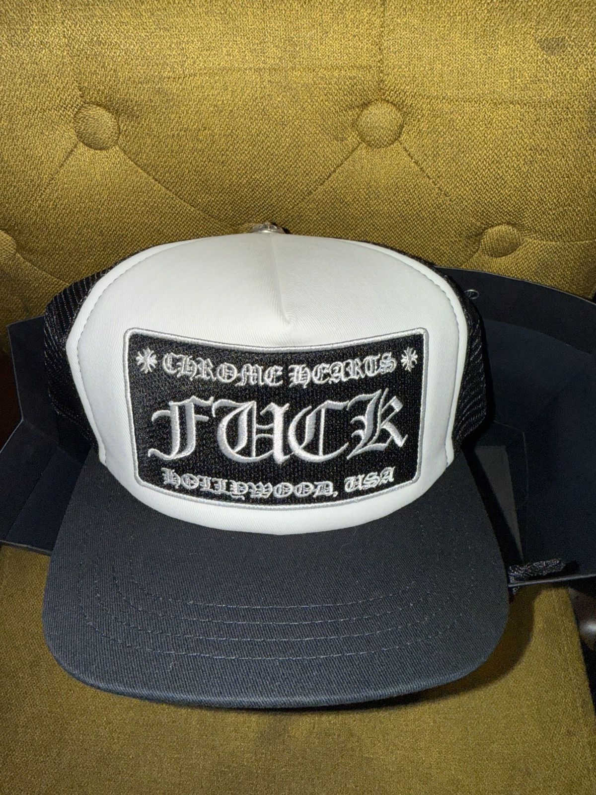 Chrome Hearts Chrome hearts exclusive “fuck Hollywood” trucker hat Size ONE SIZE - 2 Thumbnail