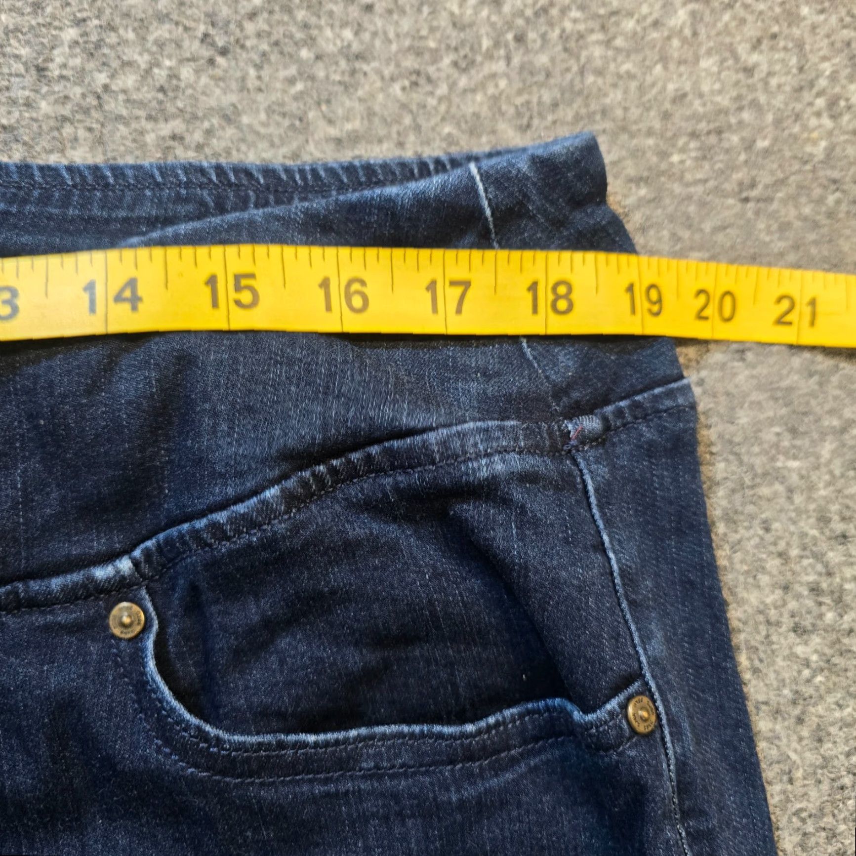 Vintage Belle Kim Gravel Jeans Womens Size 18 Blue Denim Flare Leopard Pull On Casual Size 40" / US 18 - 6 Thumbnail