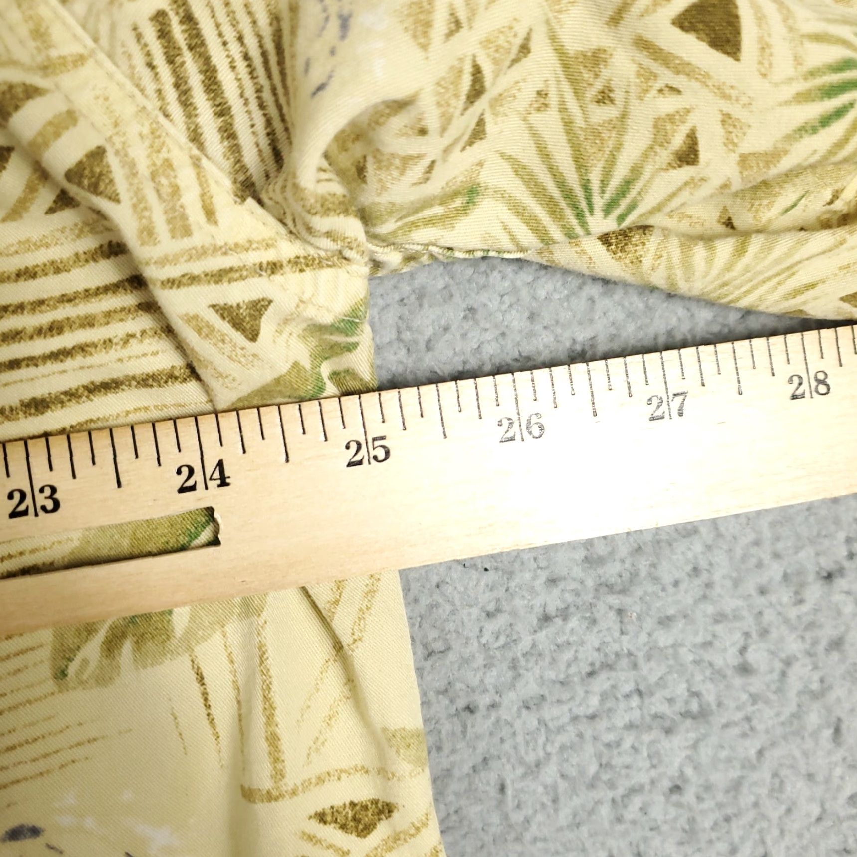 Vintage Woolrich Shirt Men's Floral Button-Up Short Sleeve Yellow Size Large - 90s Vintage Inspired? (But must not add new details) Size US L / EU 52-54 / 3 - 6 Thumbnail