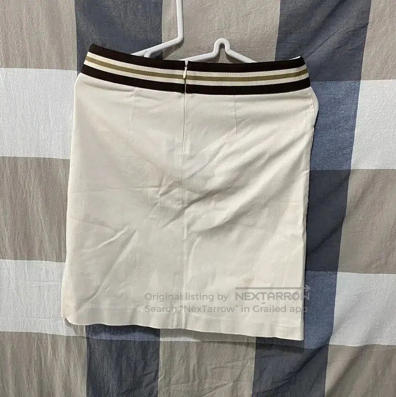 Max Mara MaxMara White Cotton Ladies' Skirt . Size 28" / US 6 / IT 42 - 2 Thumbnail