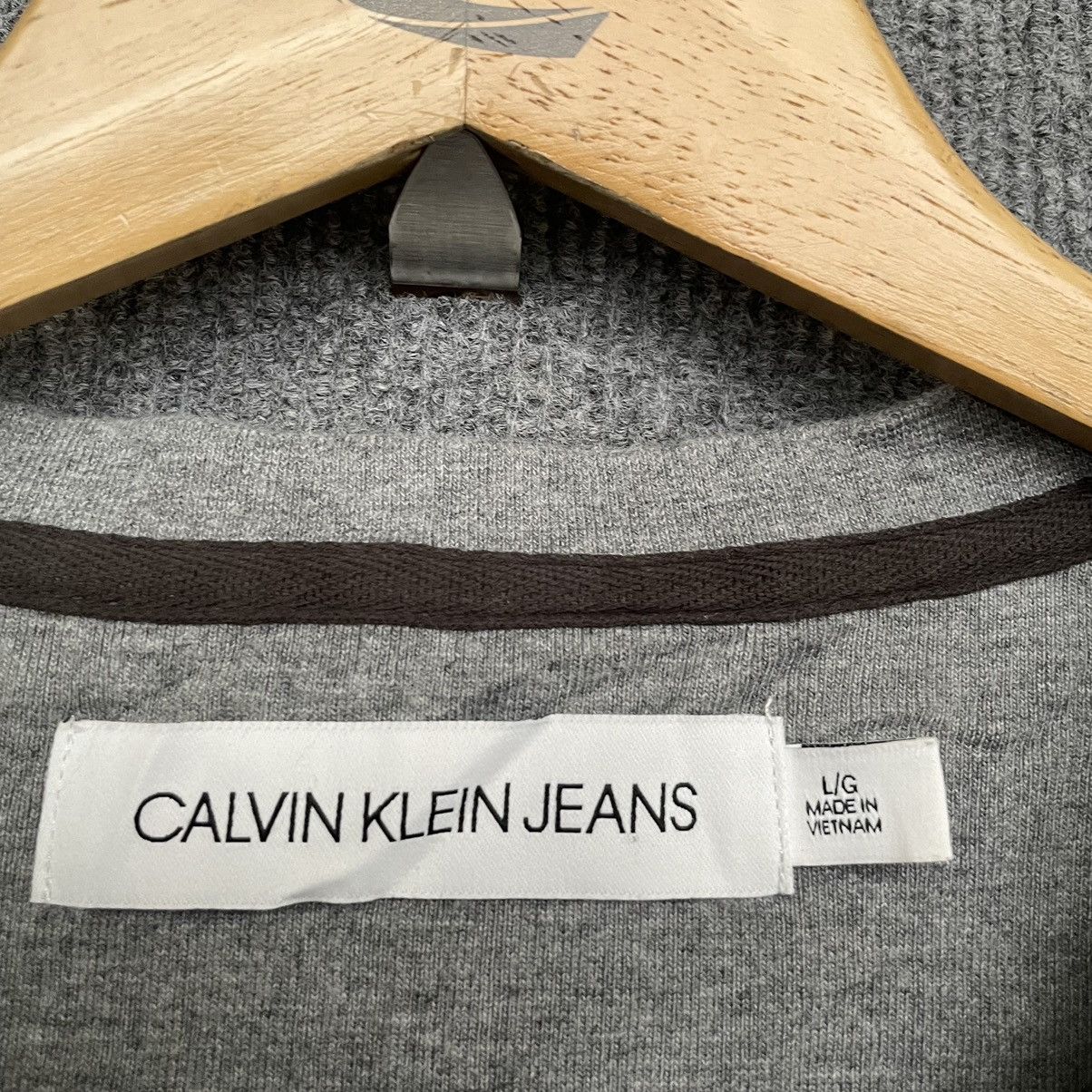 Calvin Klein × Designer CK Essential Grey Blank T Shirt Size US L / EU 52-54 / 3 - 3 Thumbnail
